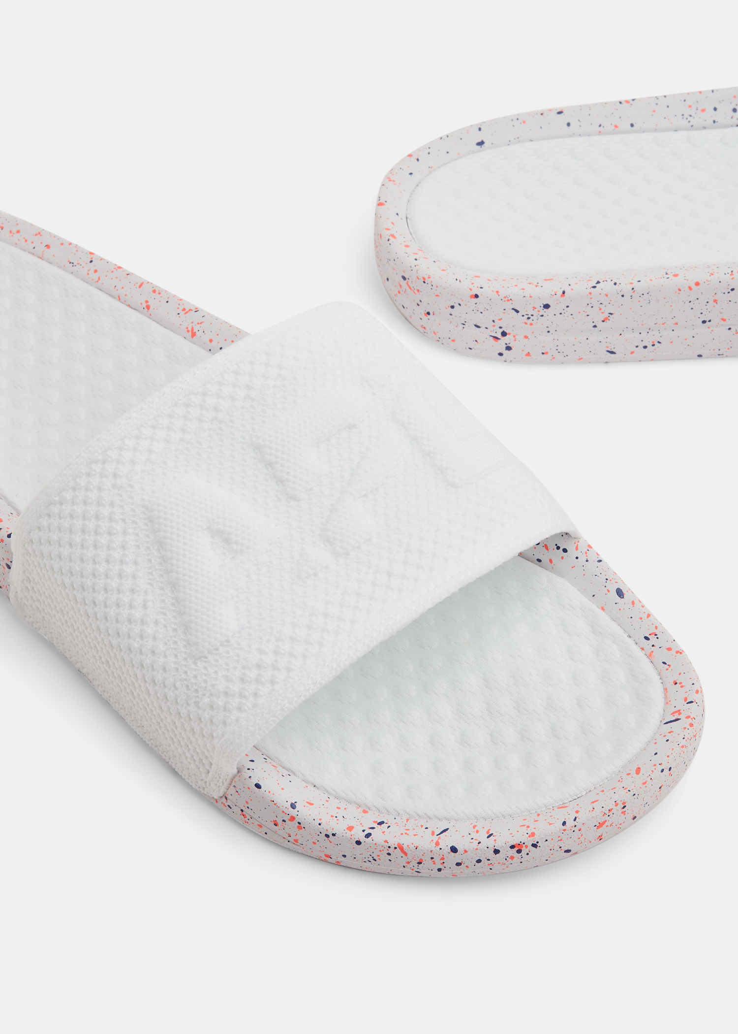 Big Logo TechLoom slides, White
Big Logo TechLoom slides, White