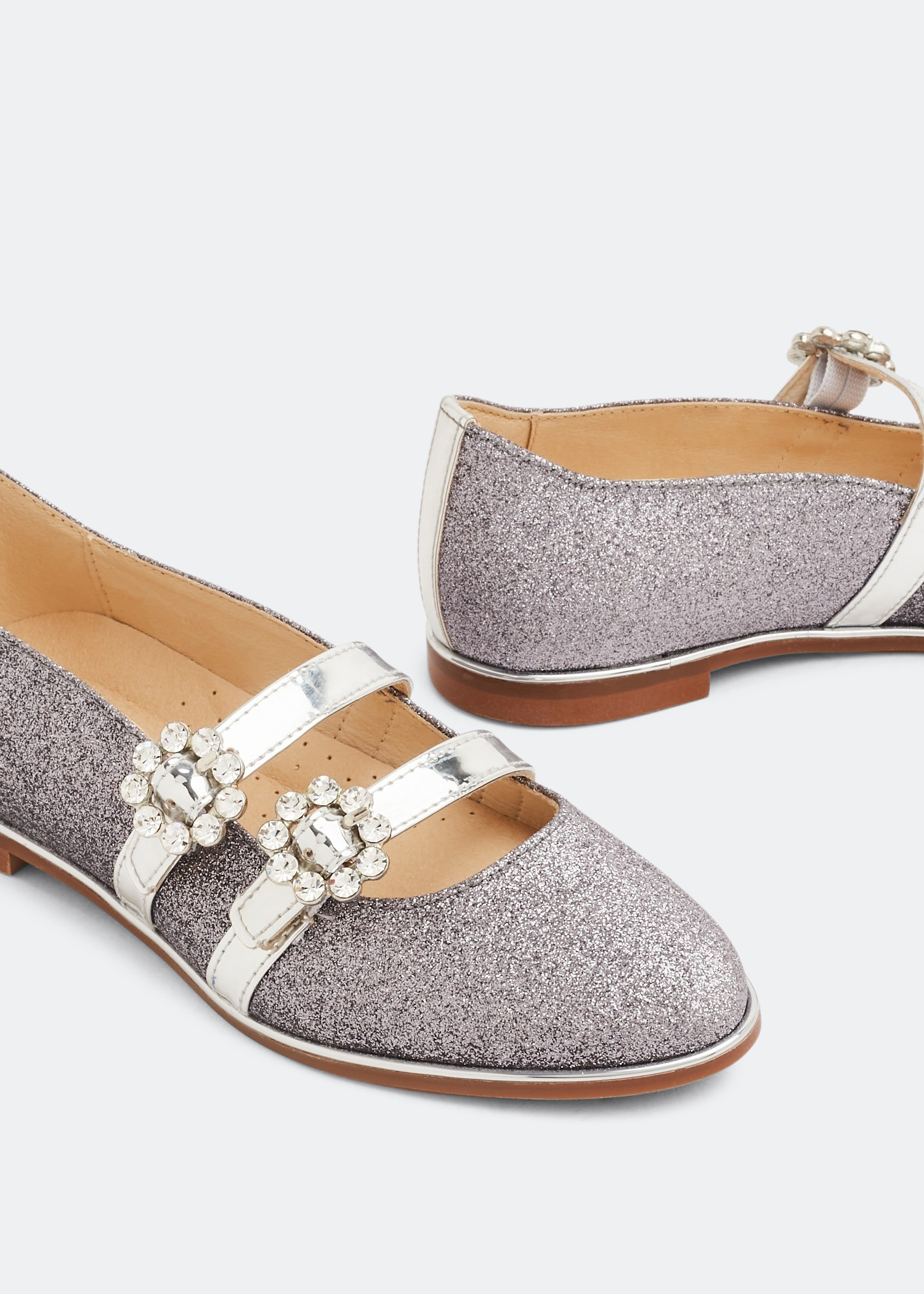 Crystal buckle ballet flats, Grey
Crystal buckle ballet flats, Grey