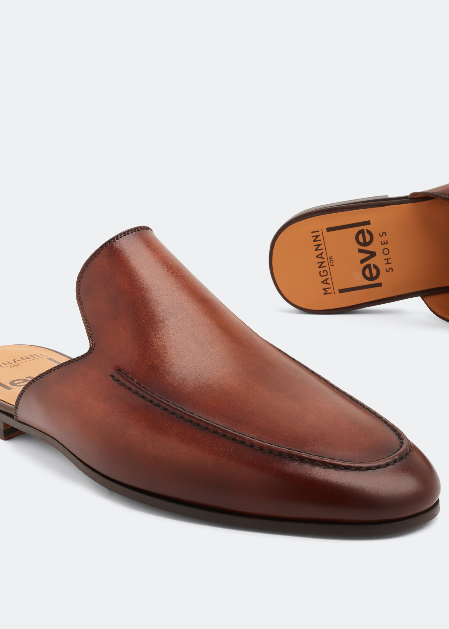 Leather slippers, Brown