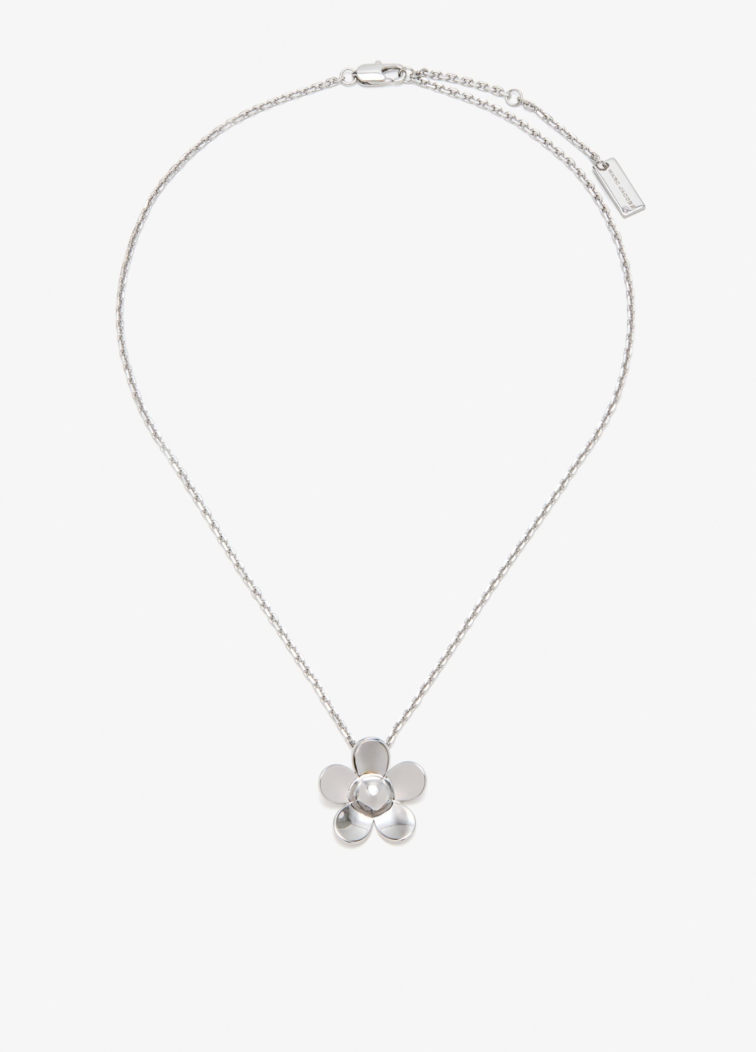 The Daisy Pendant necklace, Silver
The Daisy Pendant necklace, Silver
