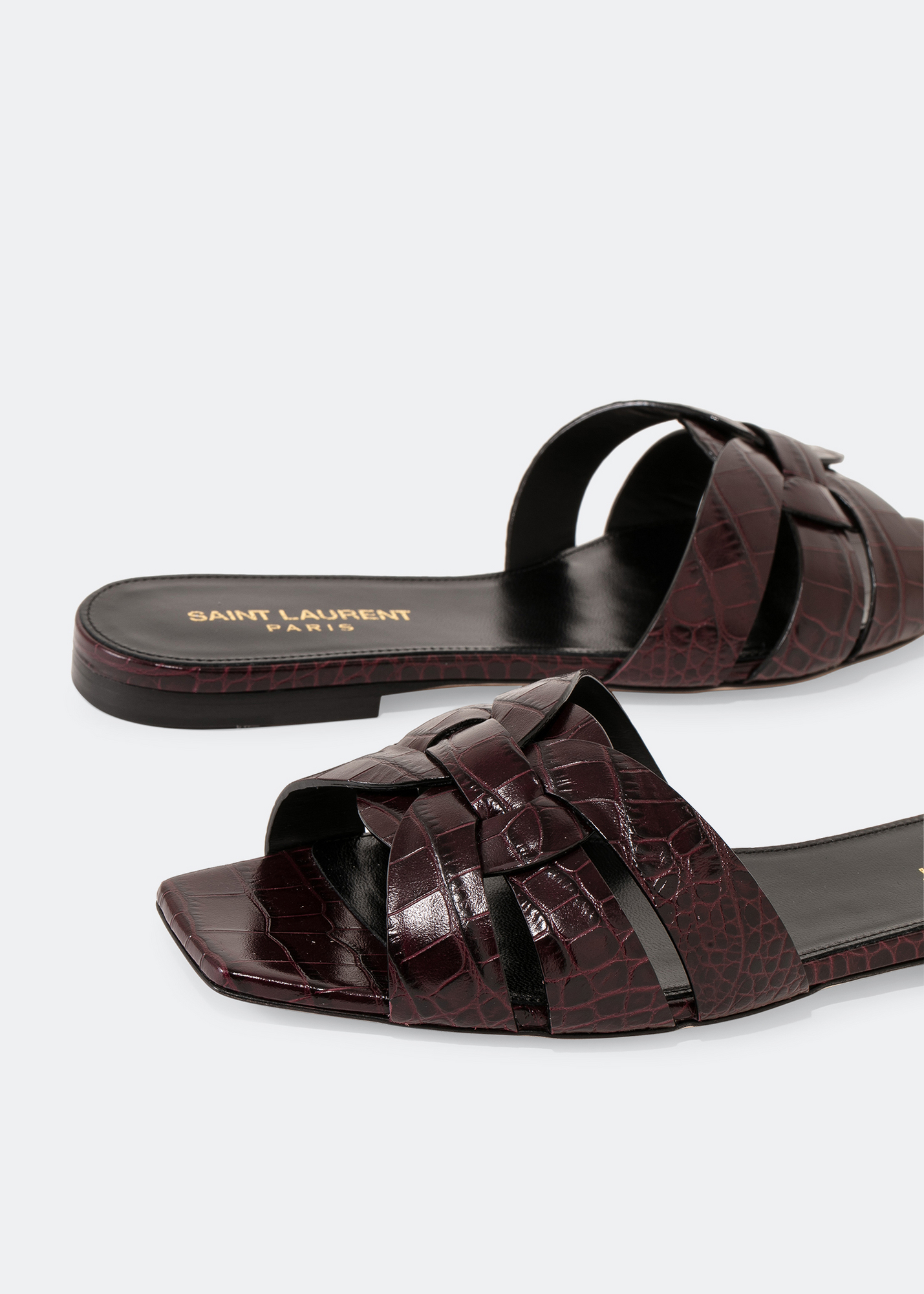 Tribute flat sandals, Burgundy
