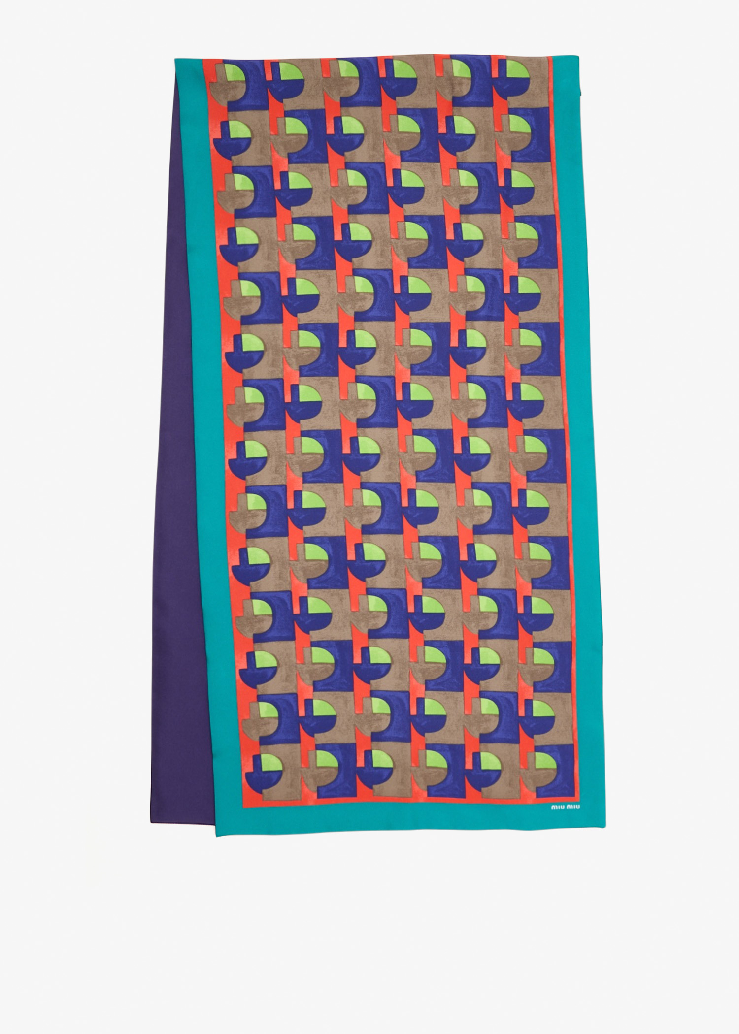 Printed silk scarf
Printed silk scarf