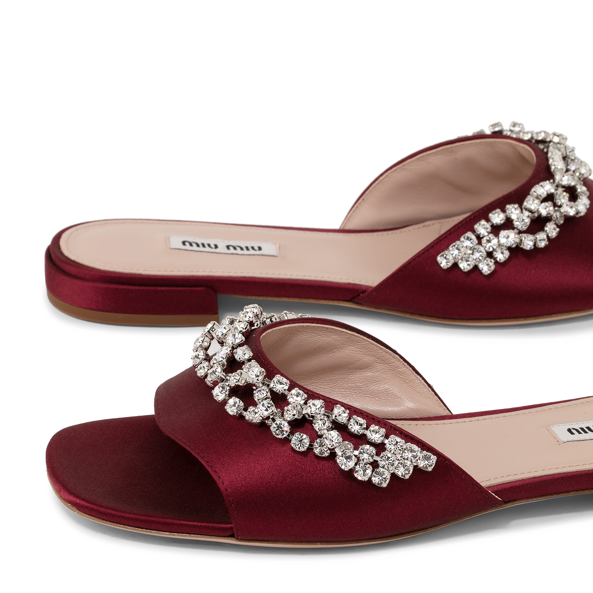 Satin mules, Red
Satin mules, Red