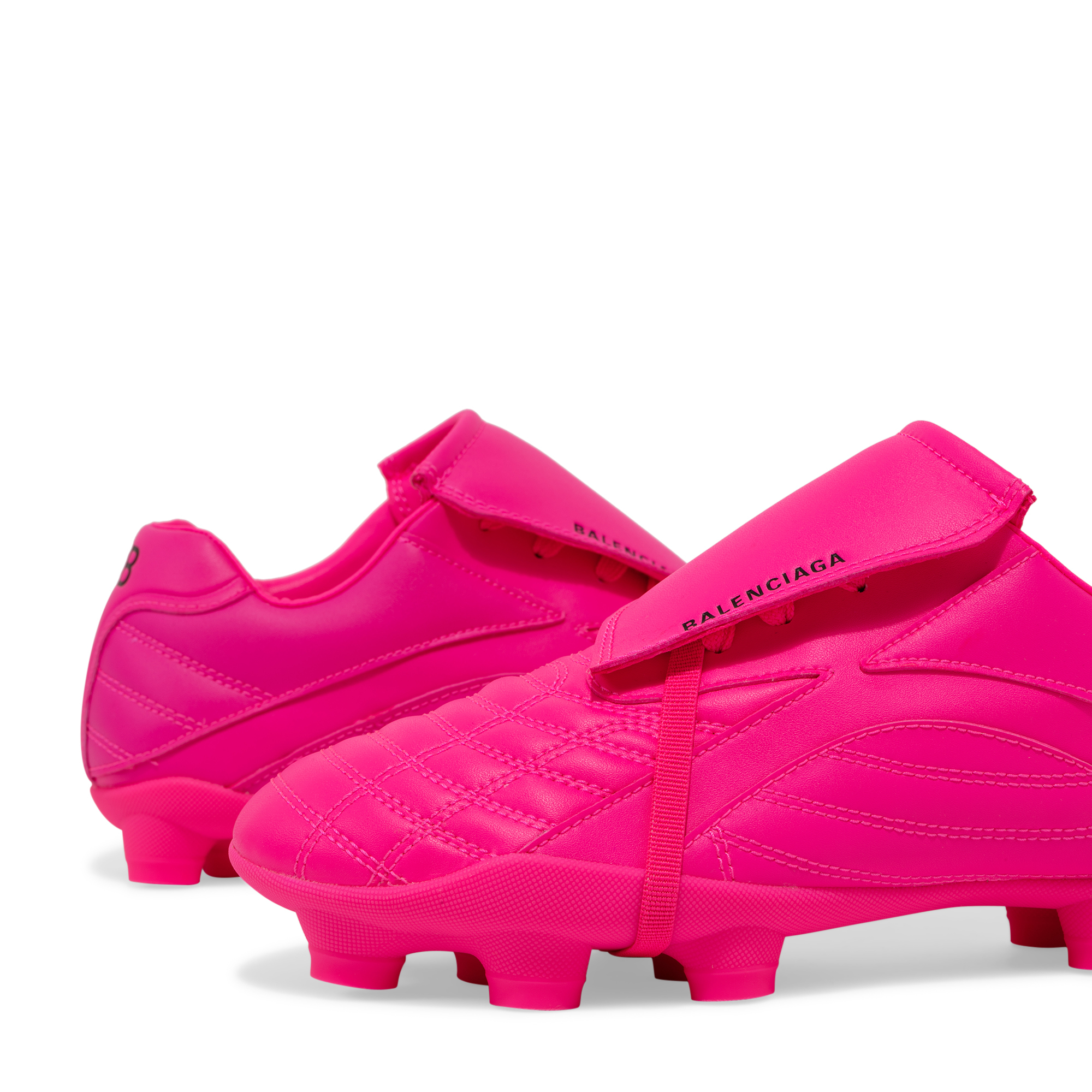 Soccer sneakers, Pink