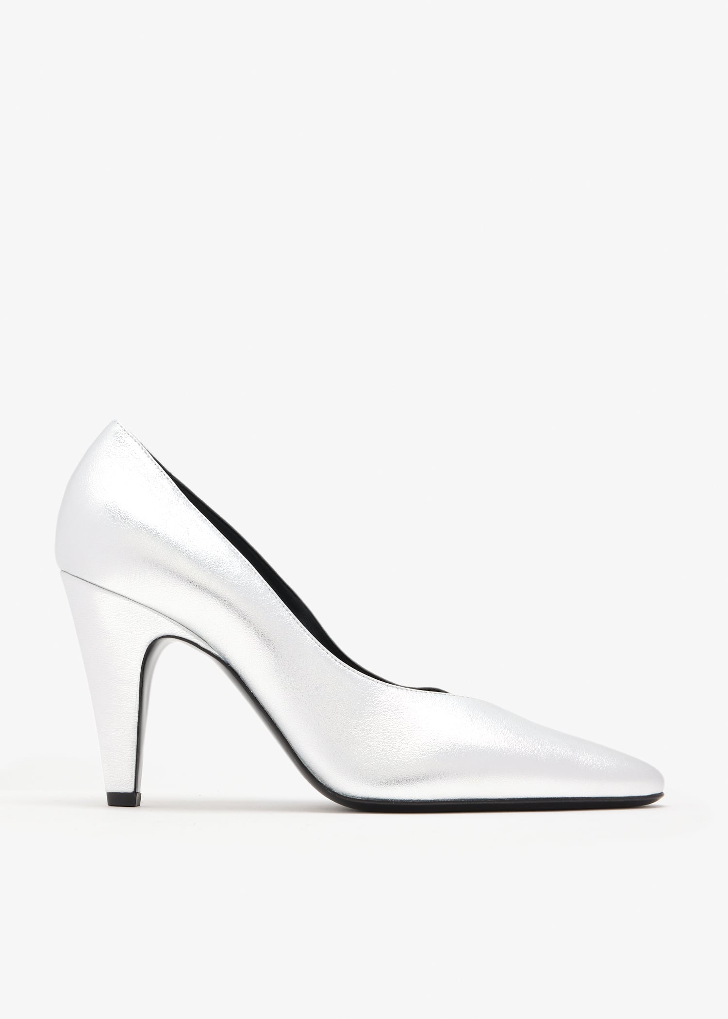 Cone pumps, Silver
Cone pumps, Silver