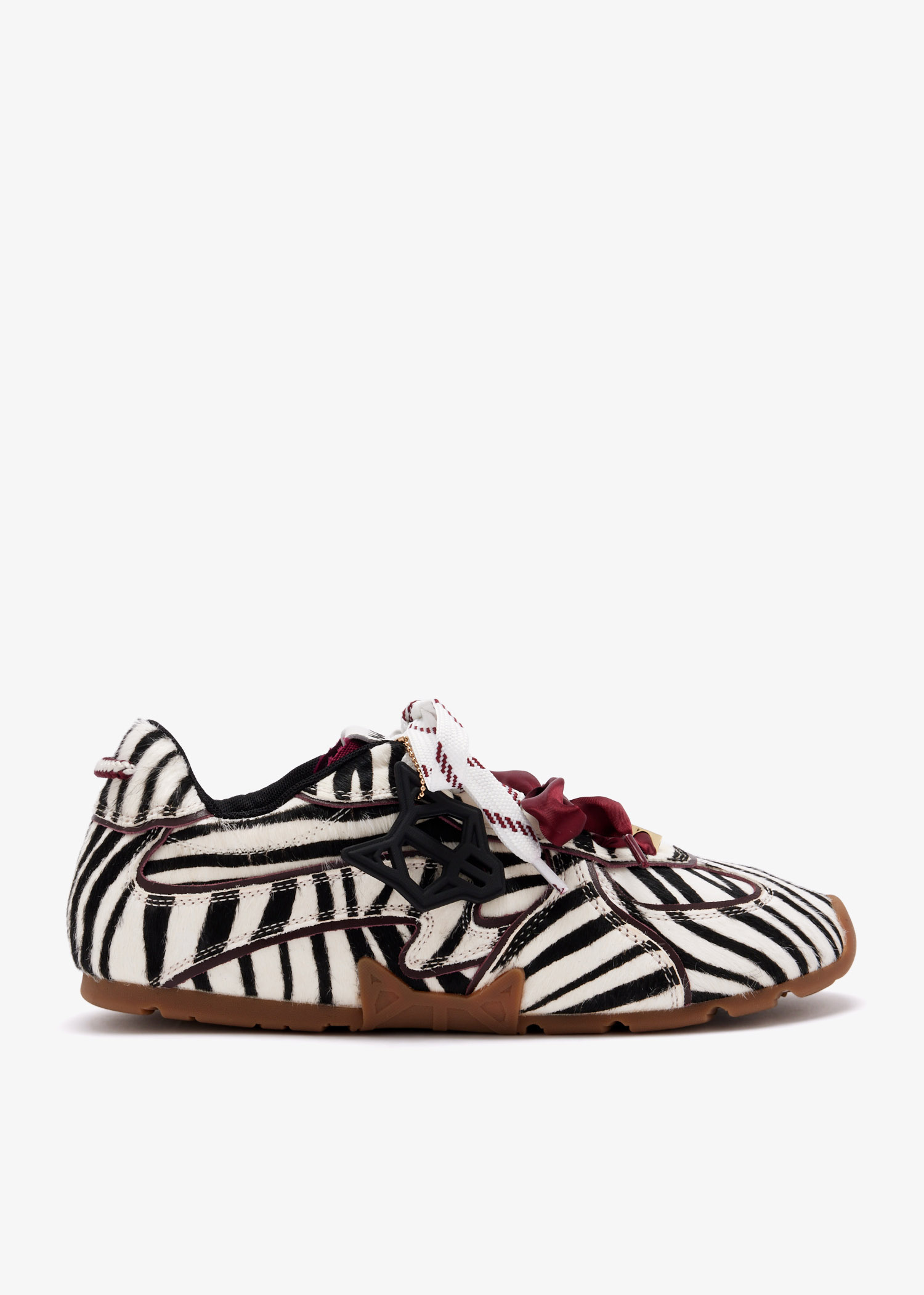 Adored sneakers, Animal printed
Adored sneakers, Animal printed