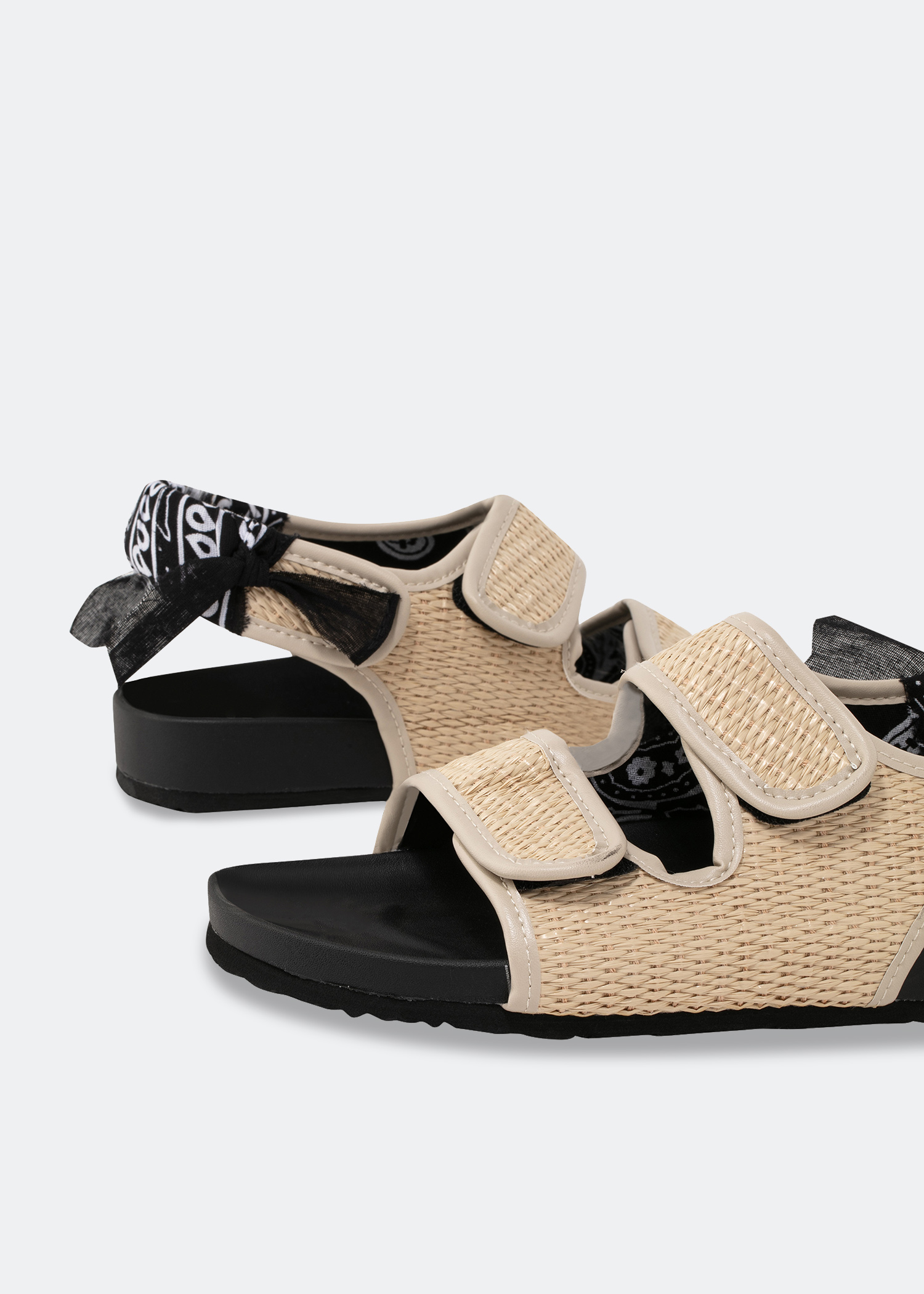 Apache sandals, Beige