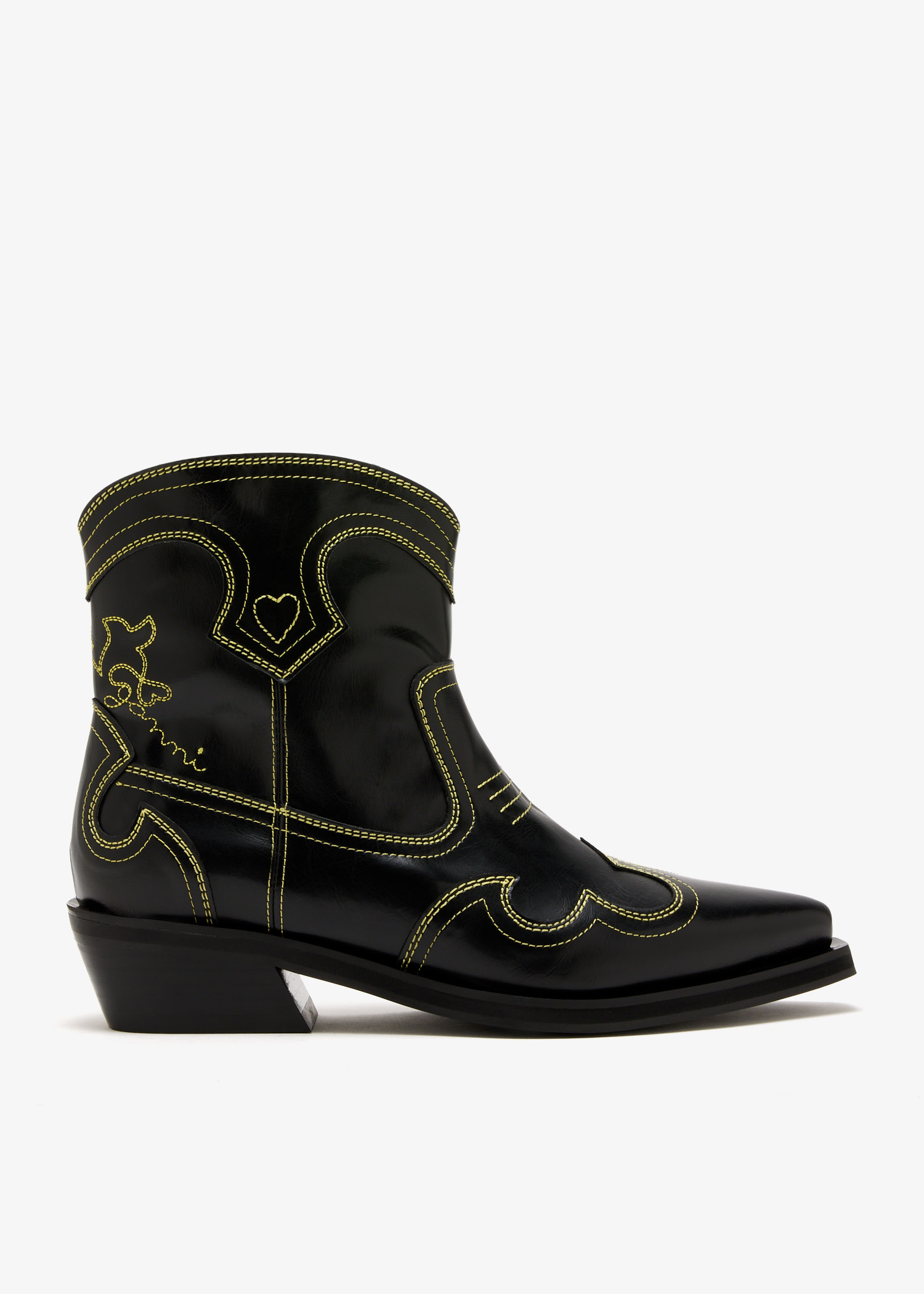 Low shaft embroidered western boots, Black
Low shaft embroidered western boots, Black