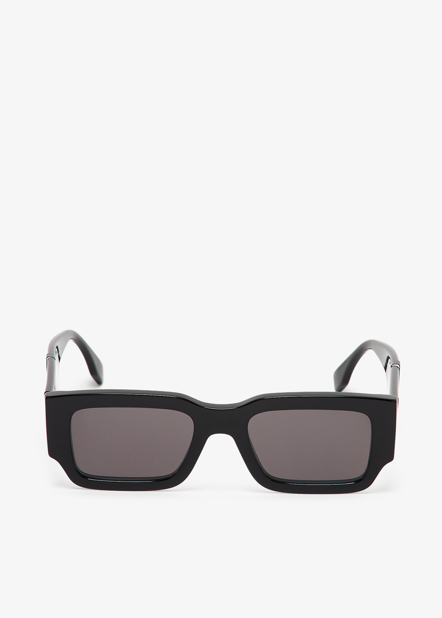 Fendi Diagonal rectangular sunglasses, Black
Fendi Diagonal rectangular sunglasses, Black