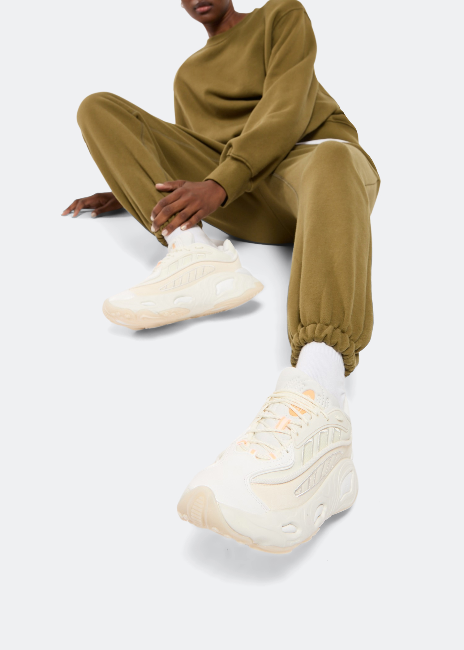 Oznova sneakers, White