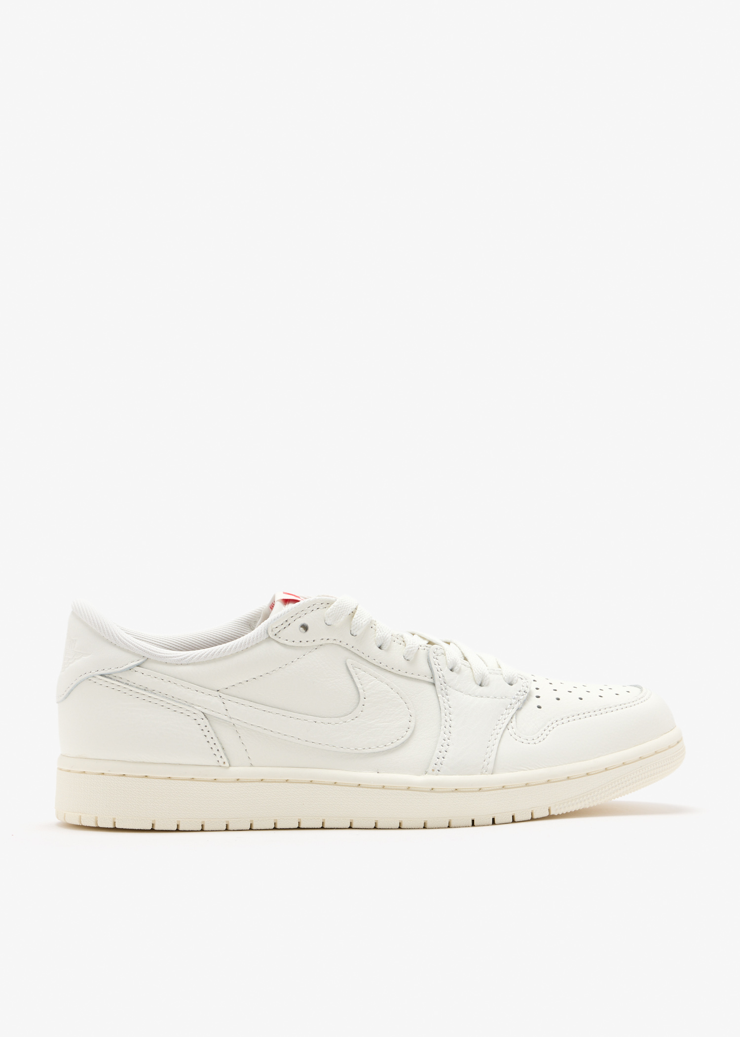 Air Jordan 1 Low Retro OG sneakers, Cream
Air Jordan 1 Low Retro OG sneakers, Cream