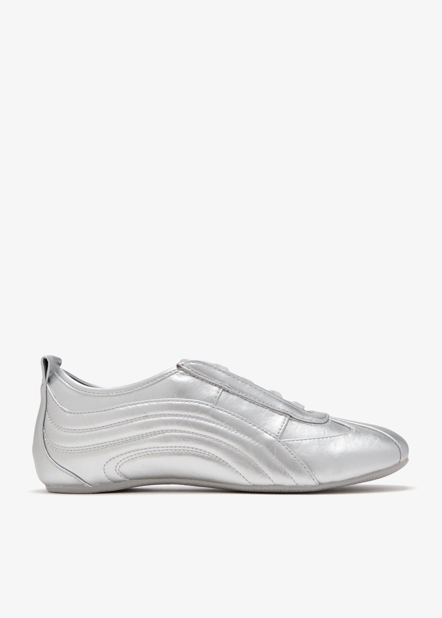 Ferne Streamlined Lustrous sneakers, Silver
Ferne Streamlined Lustrous sneakers, Silver