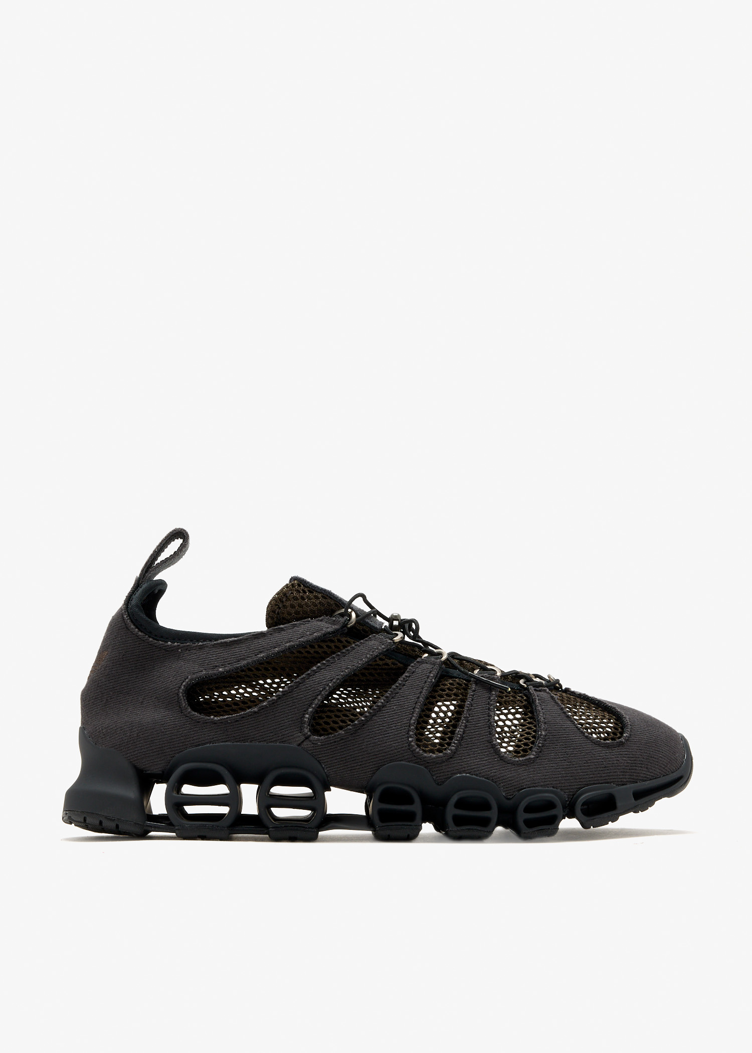 x Avavav Megaride Cutout sneakers, Black
x Avavav Megaride Cutout sneakers, Black