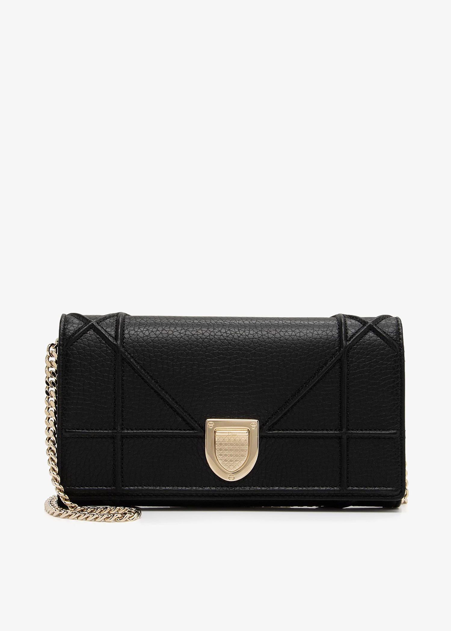 Diorama chain wallet, Black
Diorama chain wallet, Black