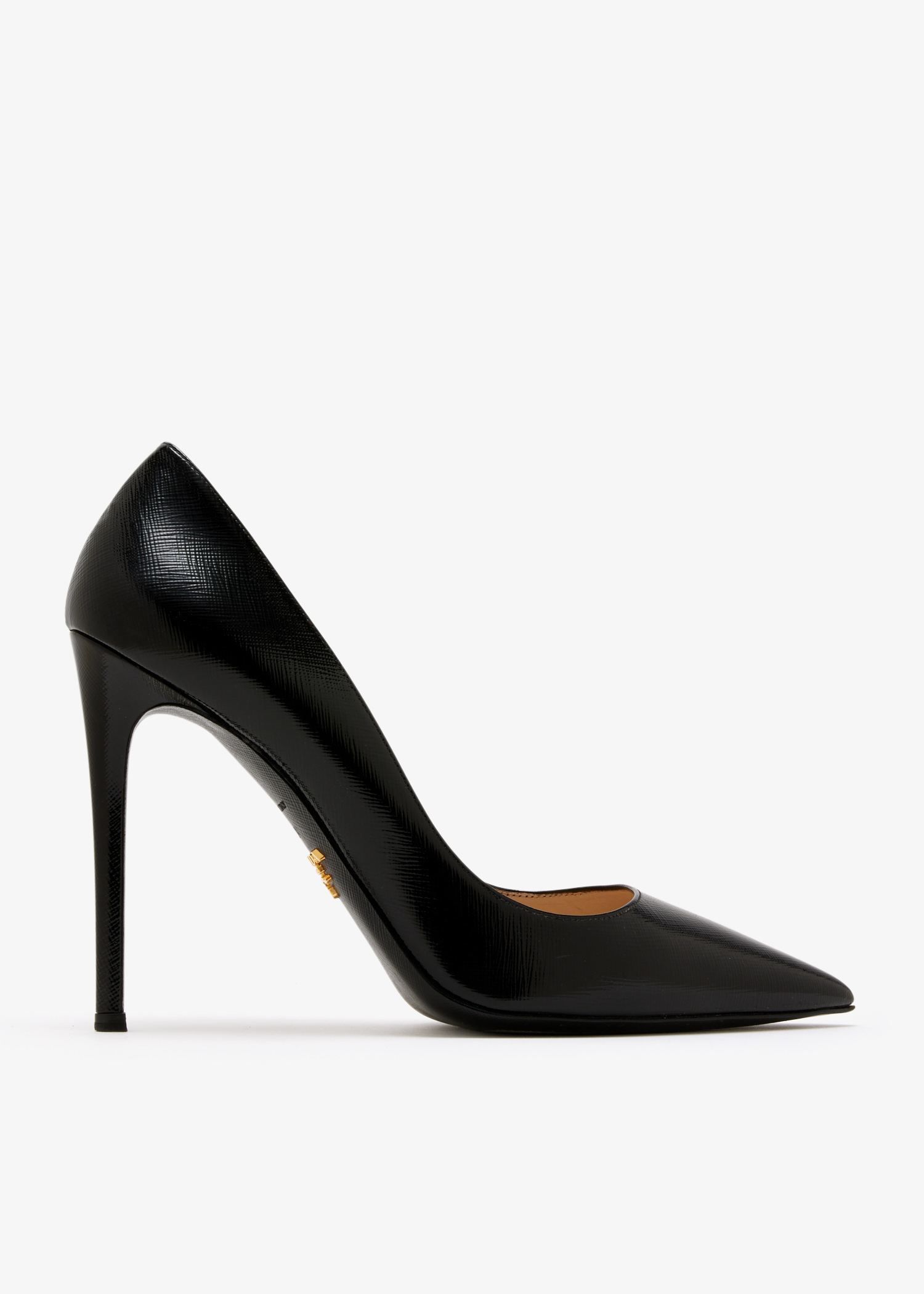 Saffiano pointed-toe pumps, Black
Saffiano pointed-toe pumps, Black