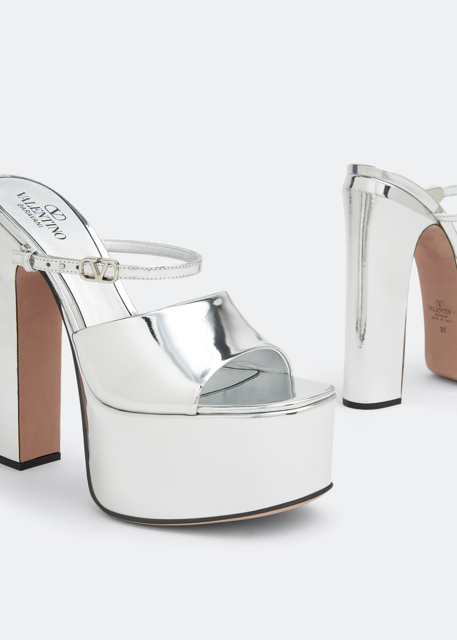 Tan-Go platform mules, Silver 
Tan-Go platform mules, Silver