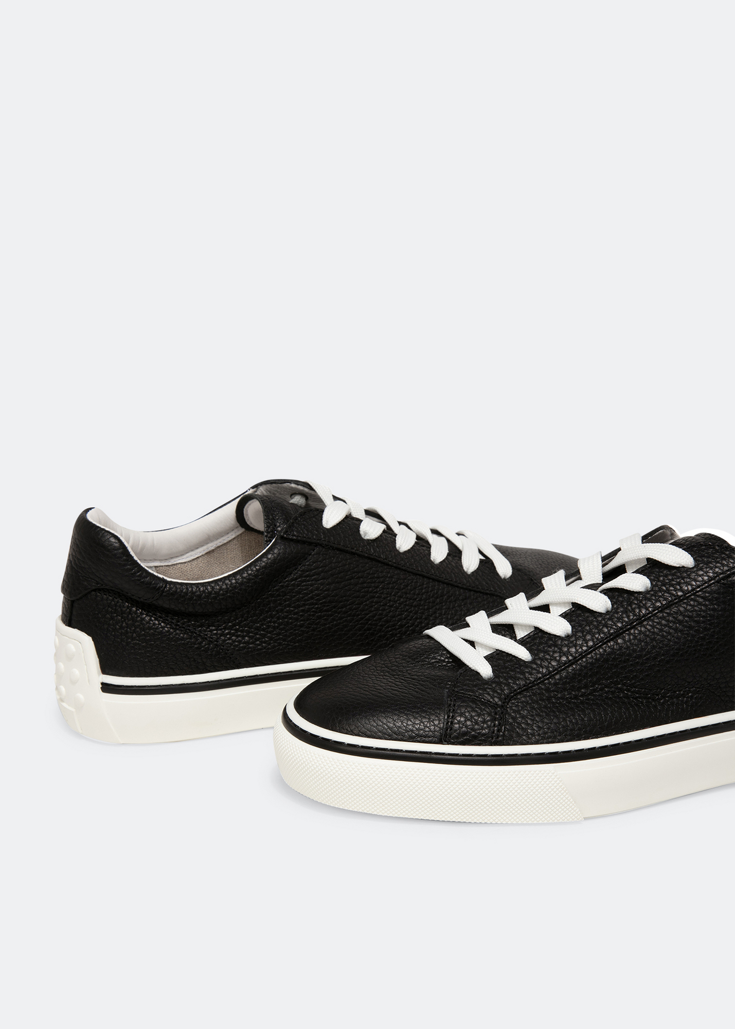 Low top sneakers, Black