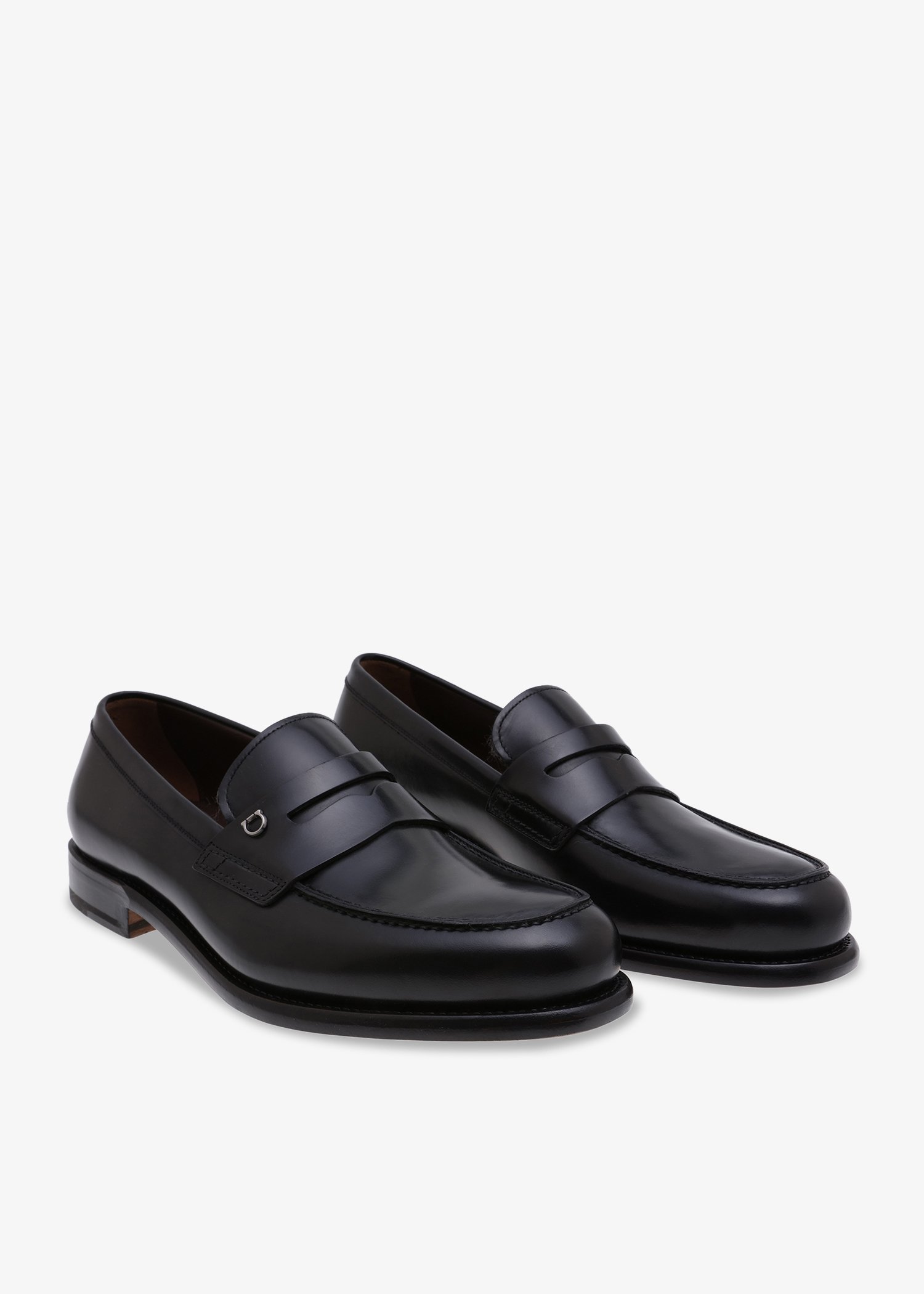 

Theodore loafers, Black