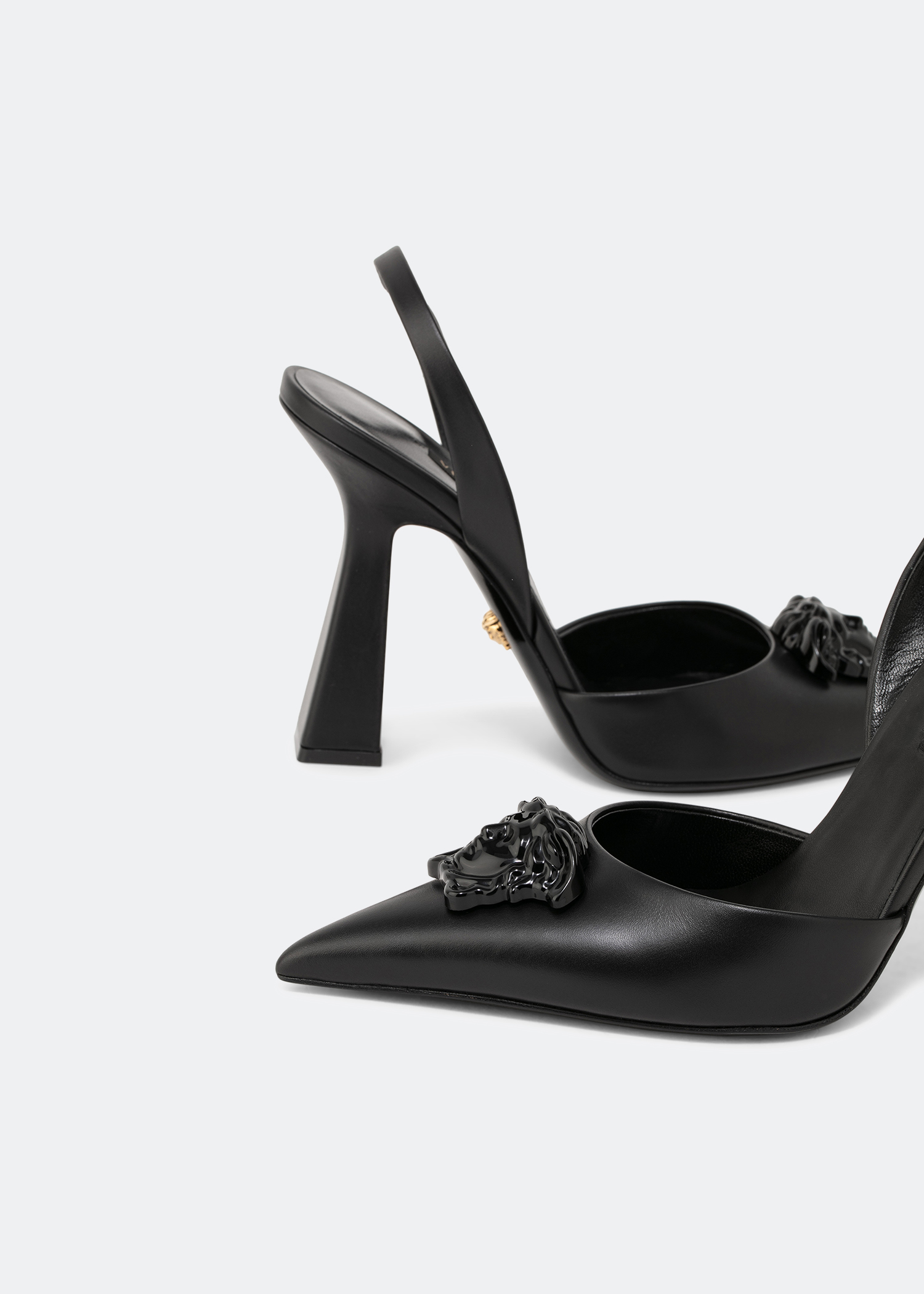 

La Medusa slingback pumps, Black