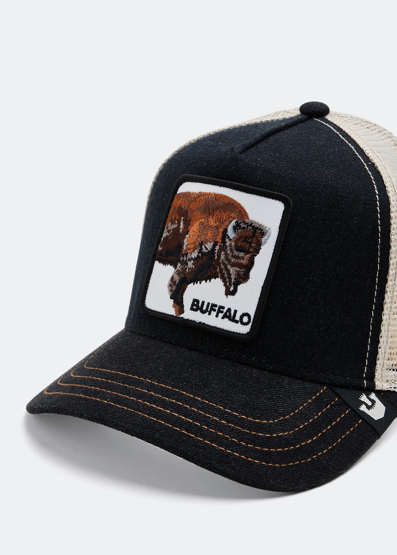 

Buffalo trucker cap, Black