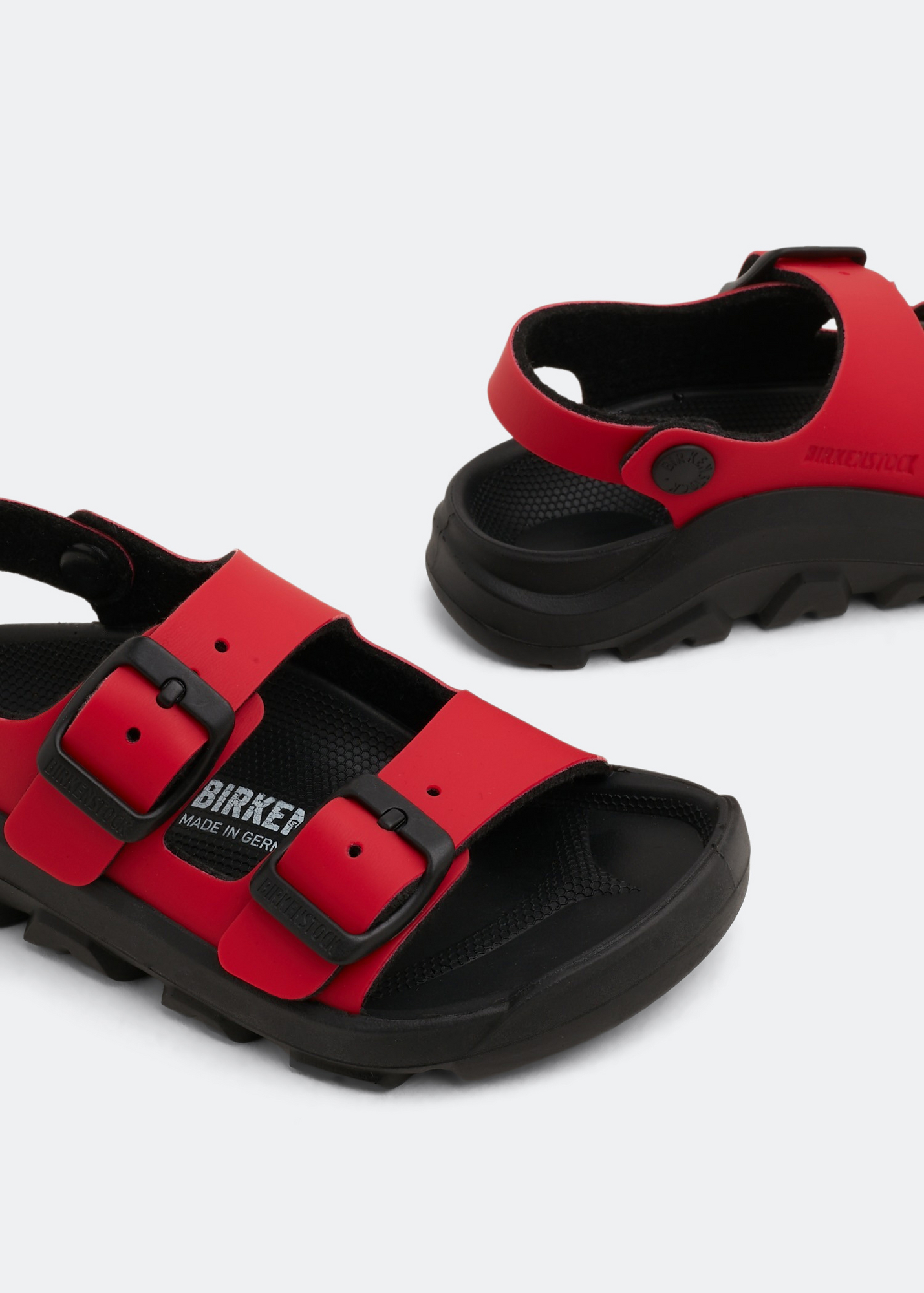 

Mogami sandals, Red