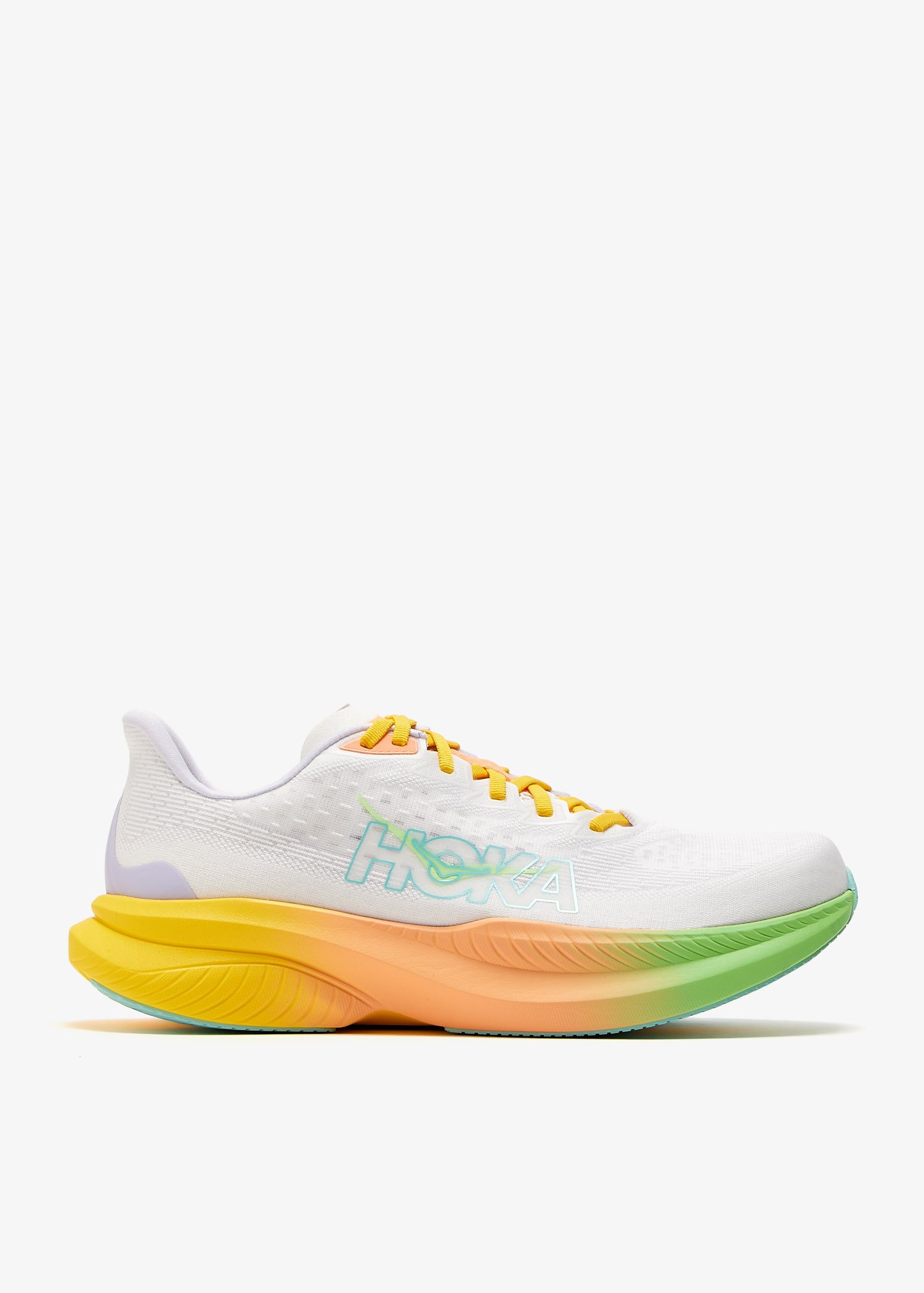 

Mach 6 running shoes, White