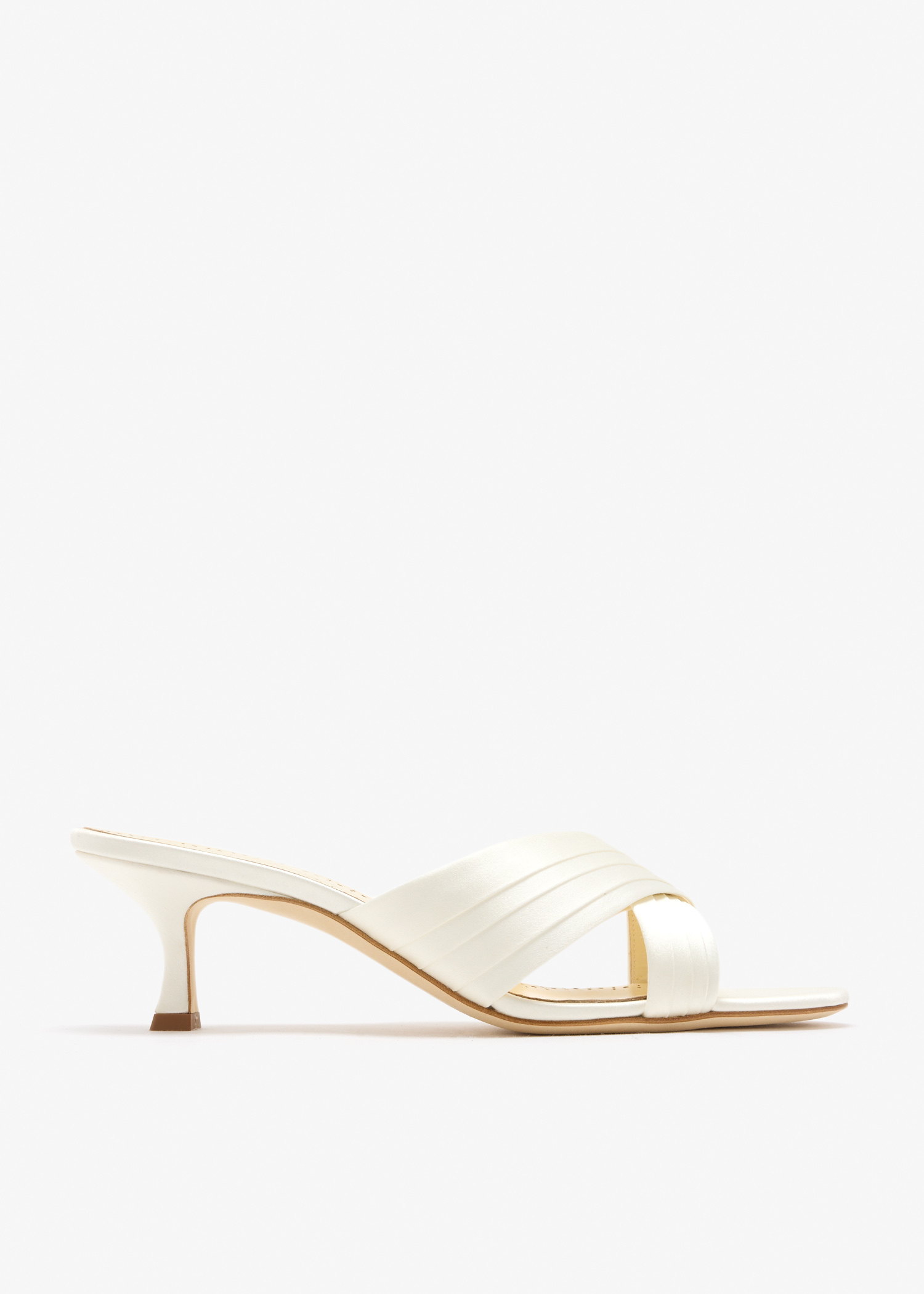 

Vieramul mules, White