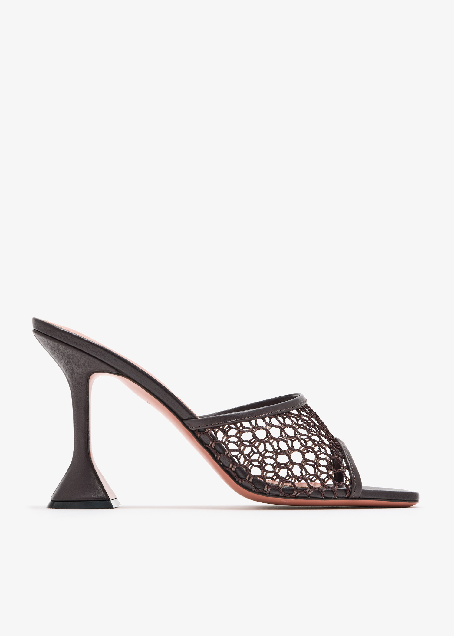 

Lupita 95 mules, Brown