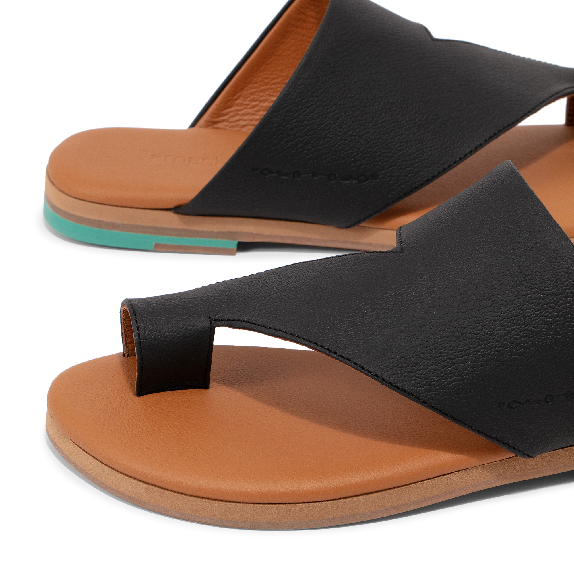 

Waaw sandals, Black