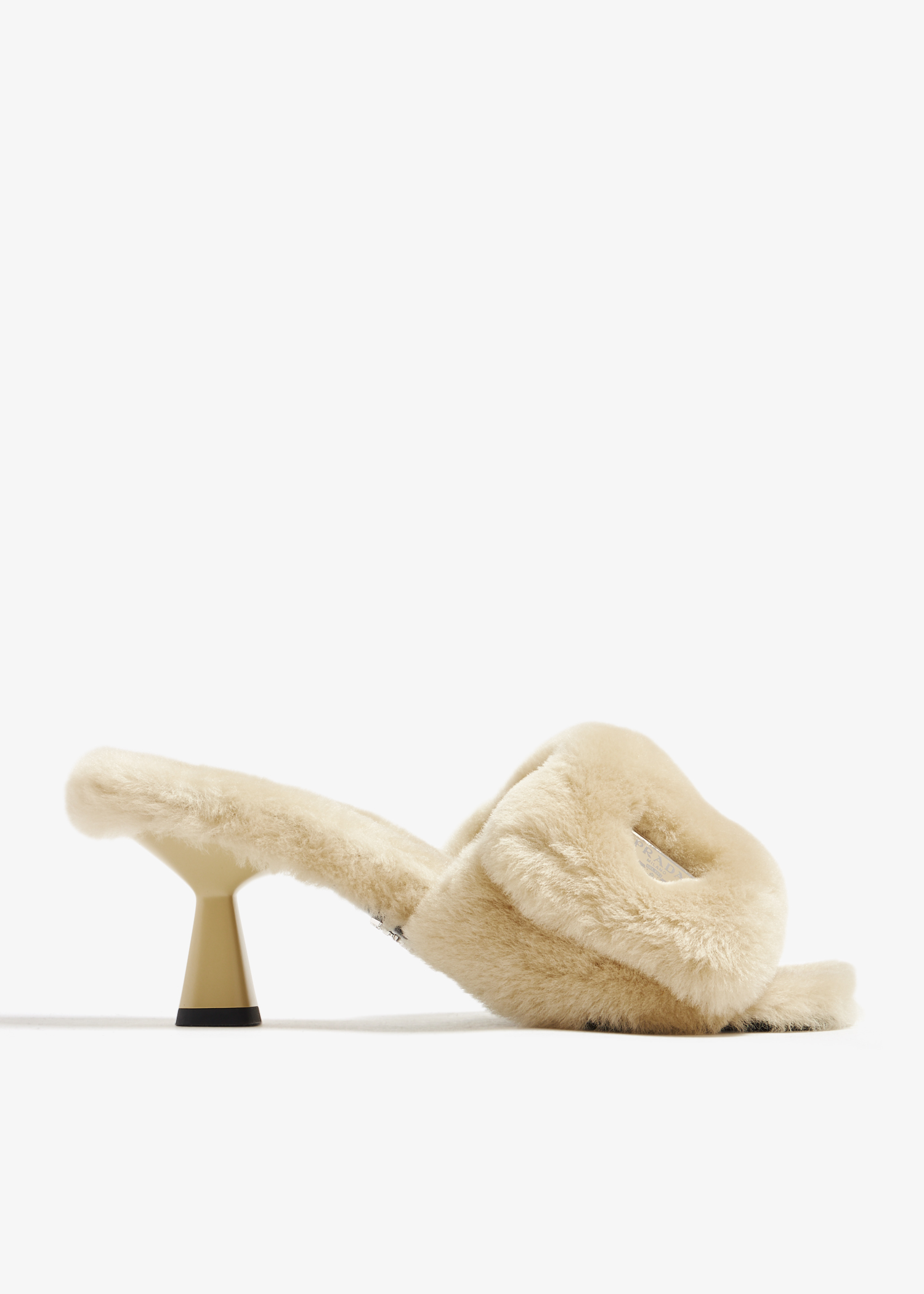 

Shearling sandals, Beige
