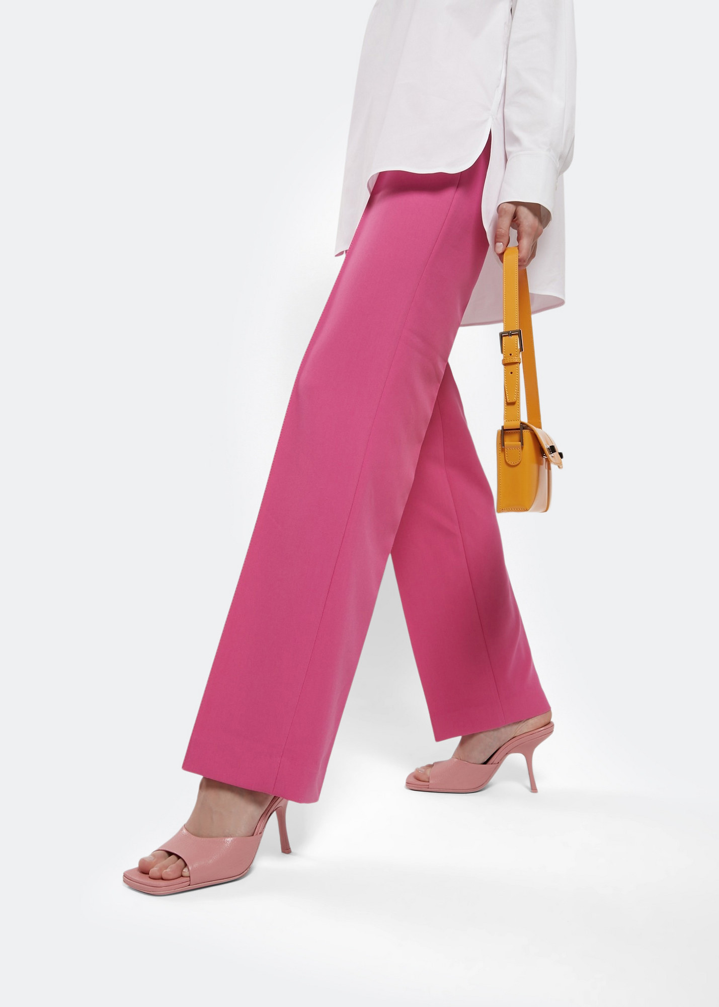 

Mora mules, Pink