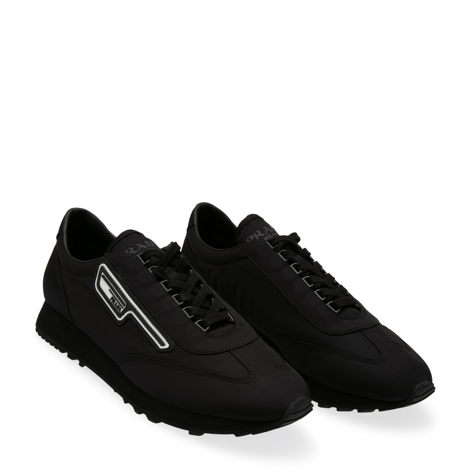 

Low-top sneakers, Black