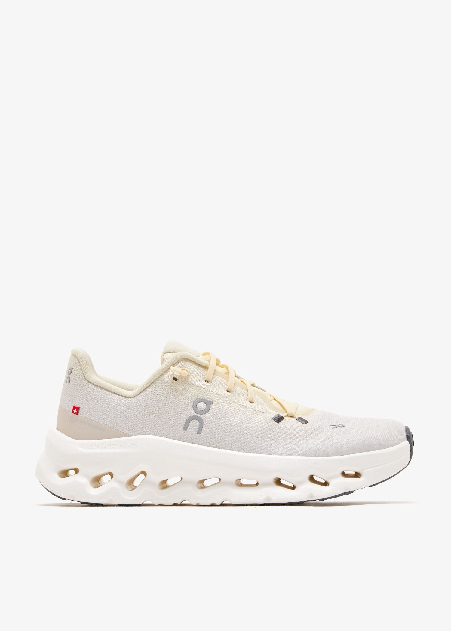 

Cloudtilt sneakers, Cream