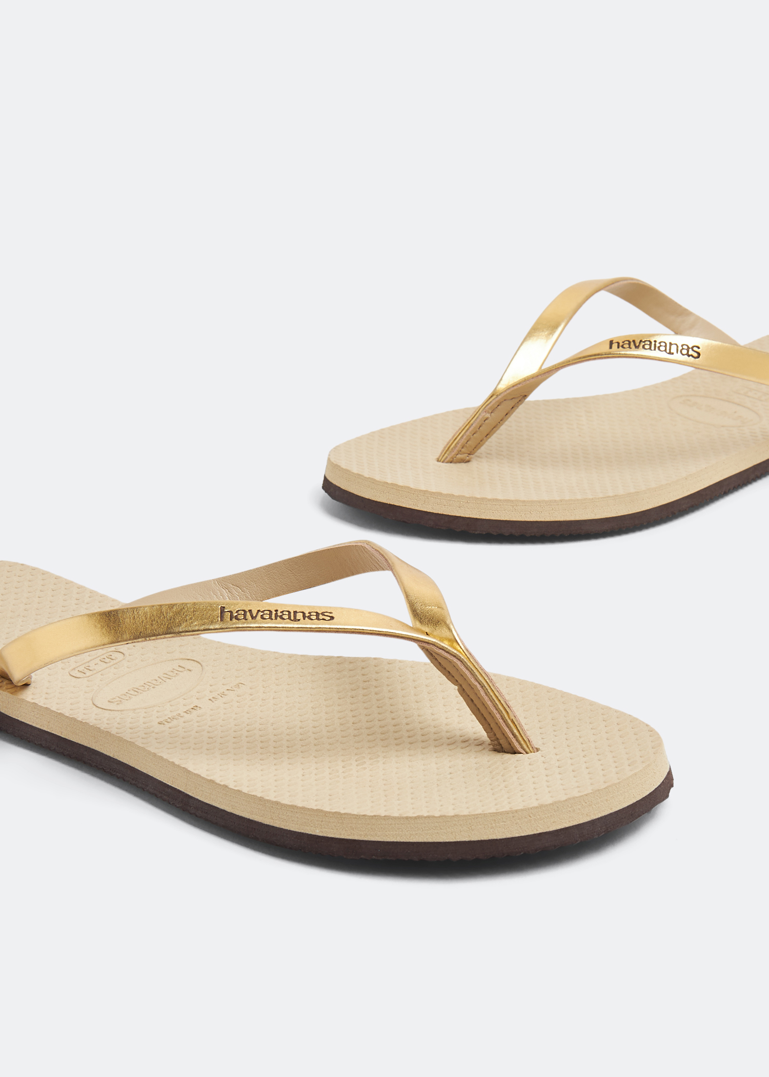

Rubber flip flops, Gold