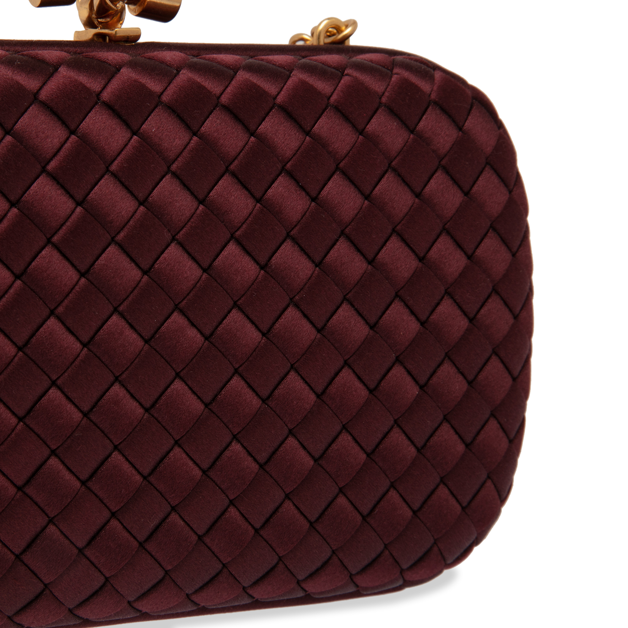 

Knot clutch, Red