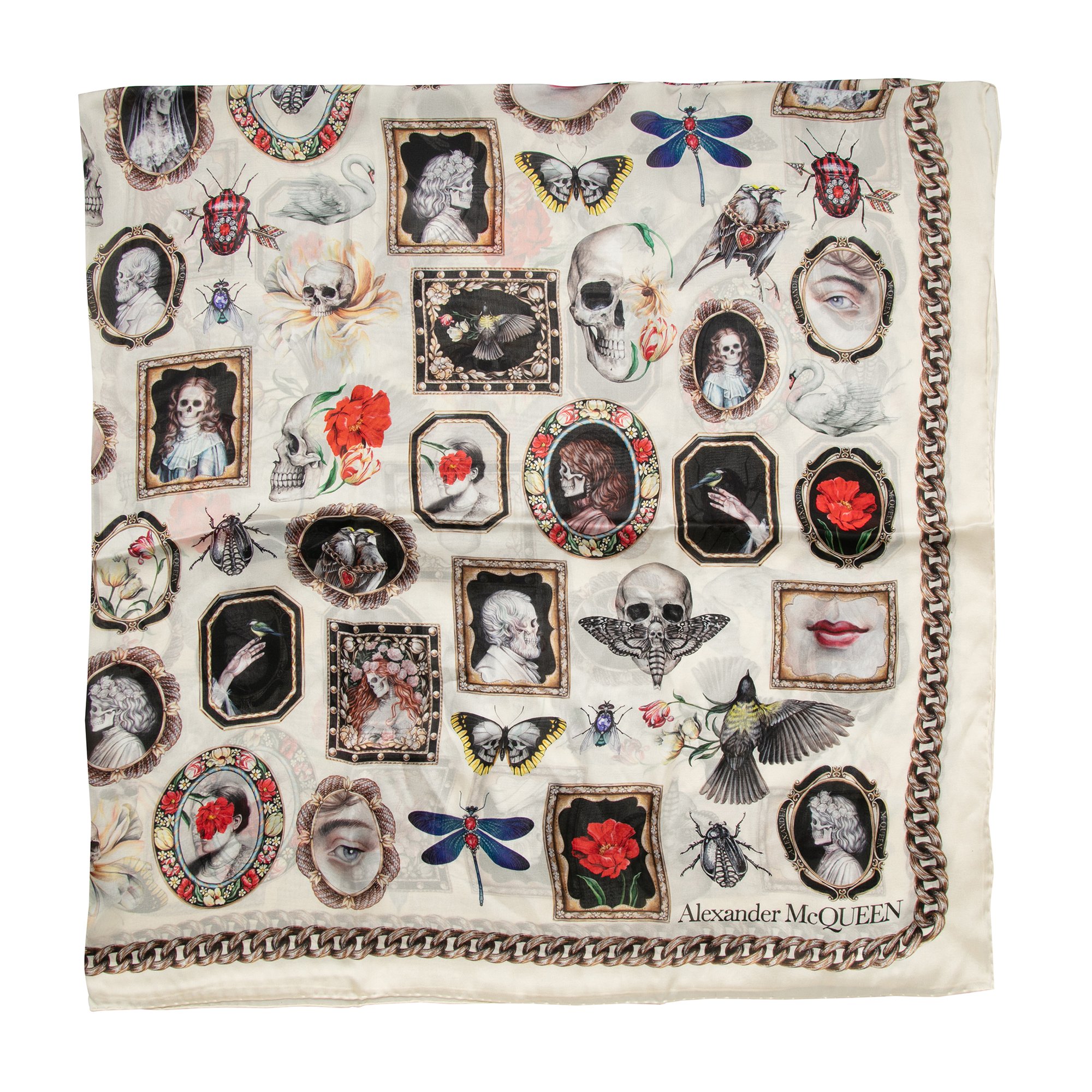 

Cameo and Curiosities scarf, White