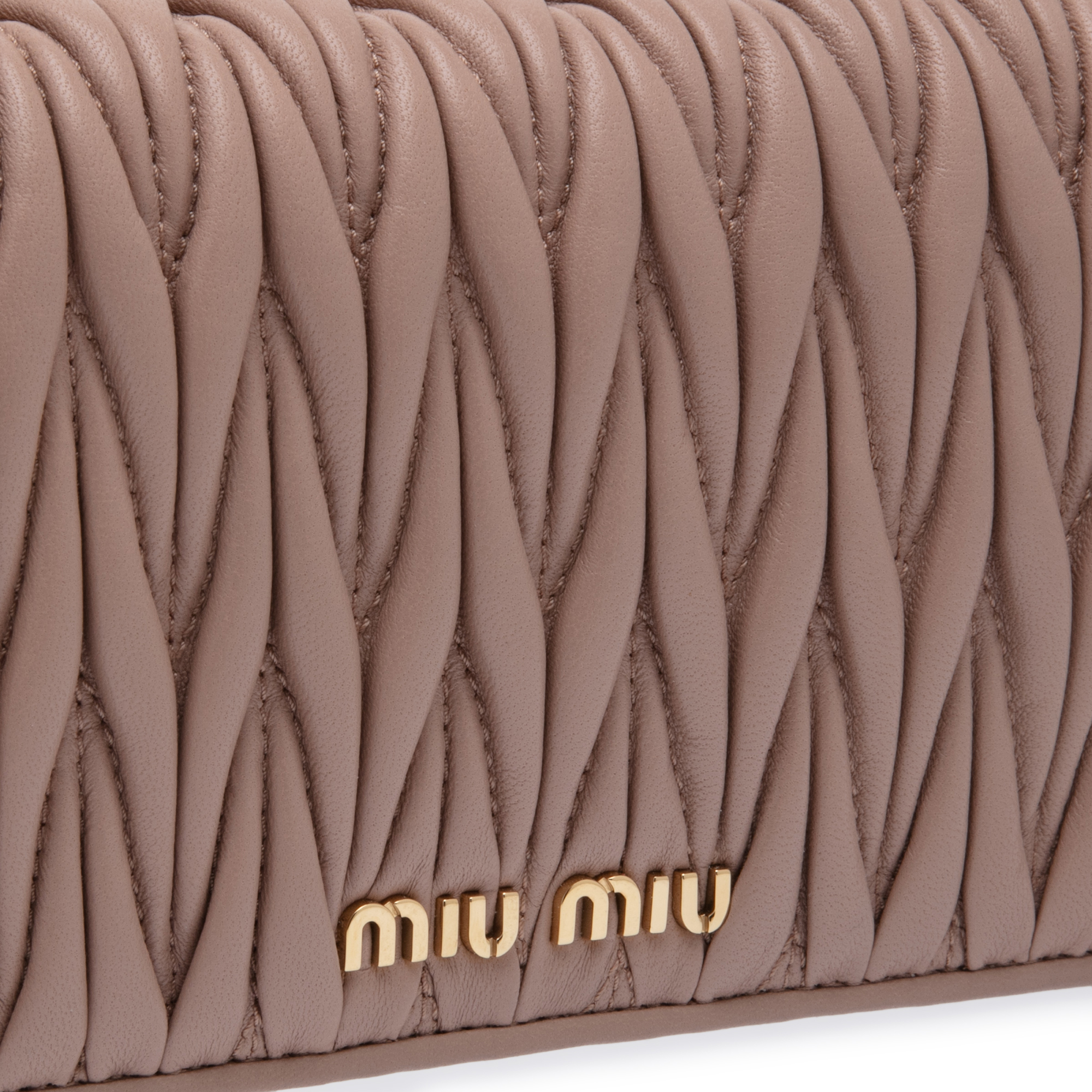 

Matelassé leather bag, Beige