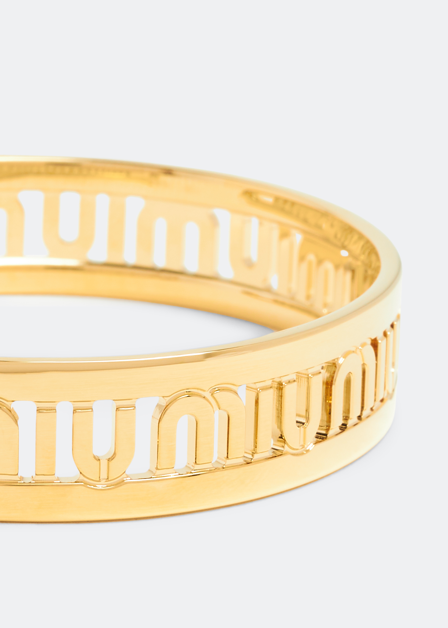 

Metal bracelet, Gold