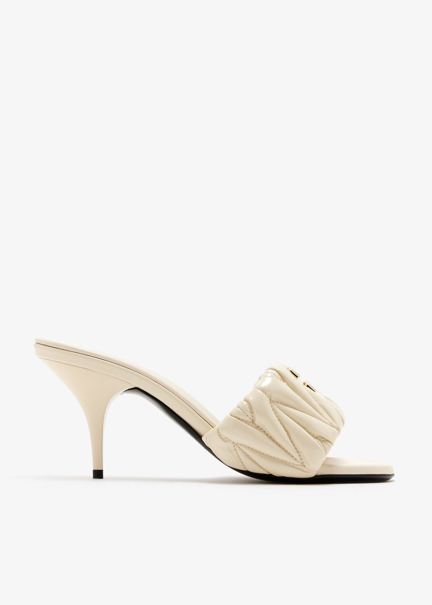 

Matelassé patent nappa leather mules, Cream