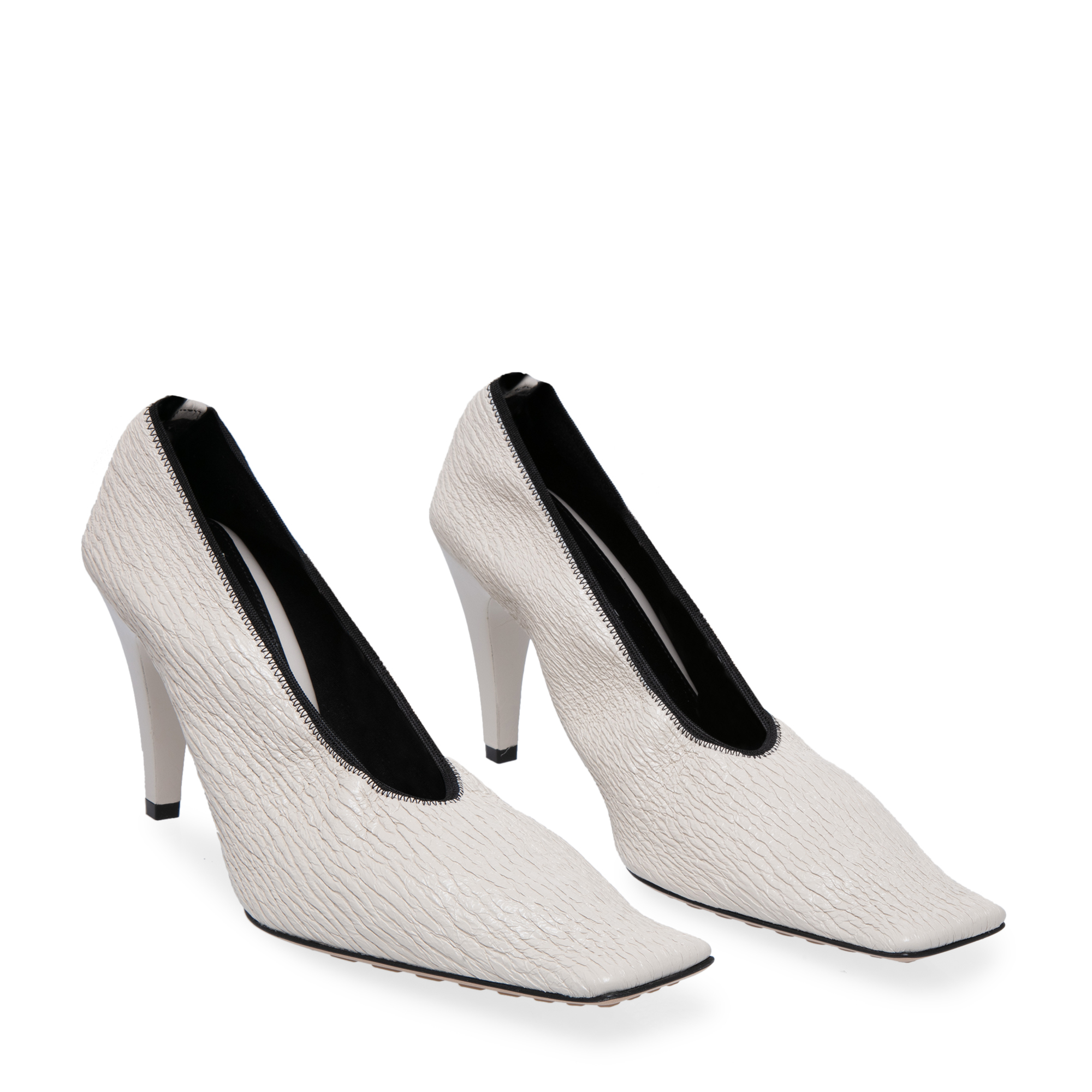 

Sharpei pumps, White