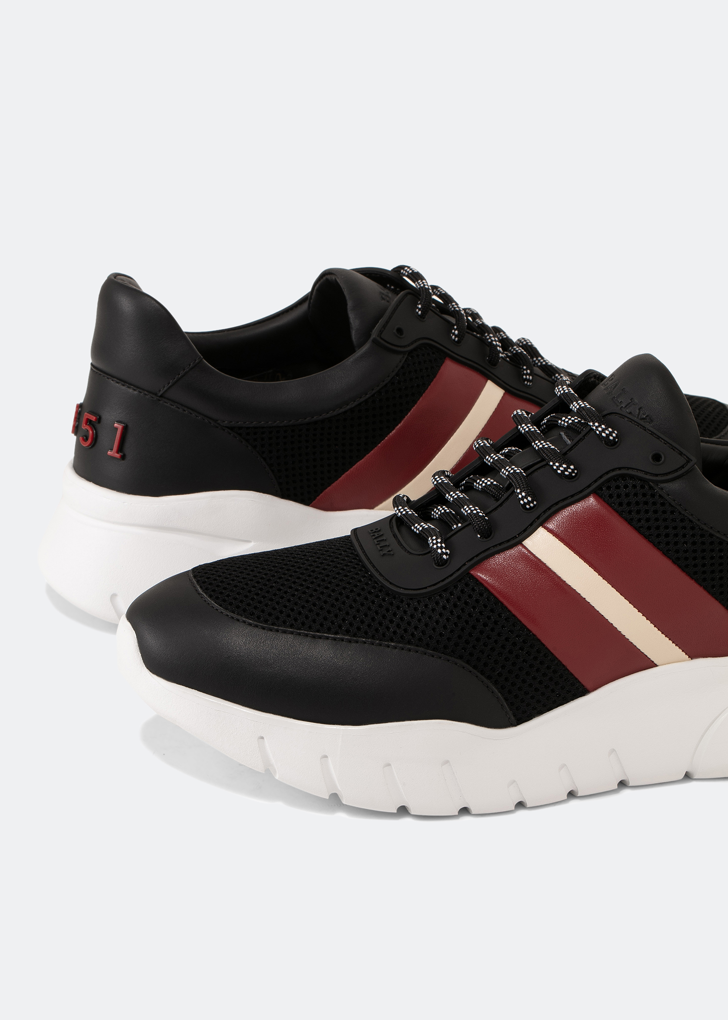 

Byllet sneakers, Black
