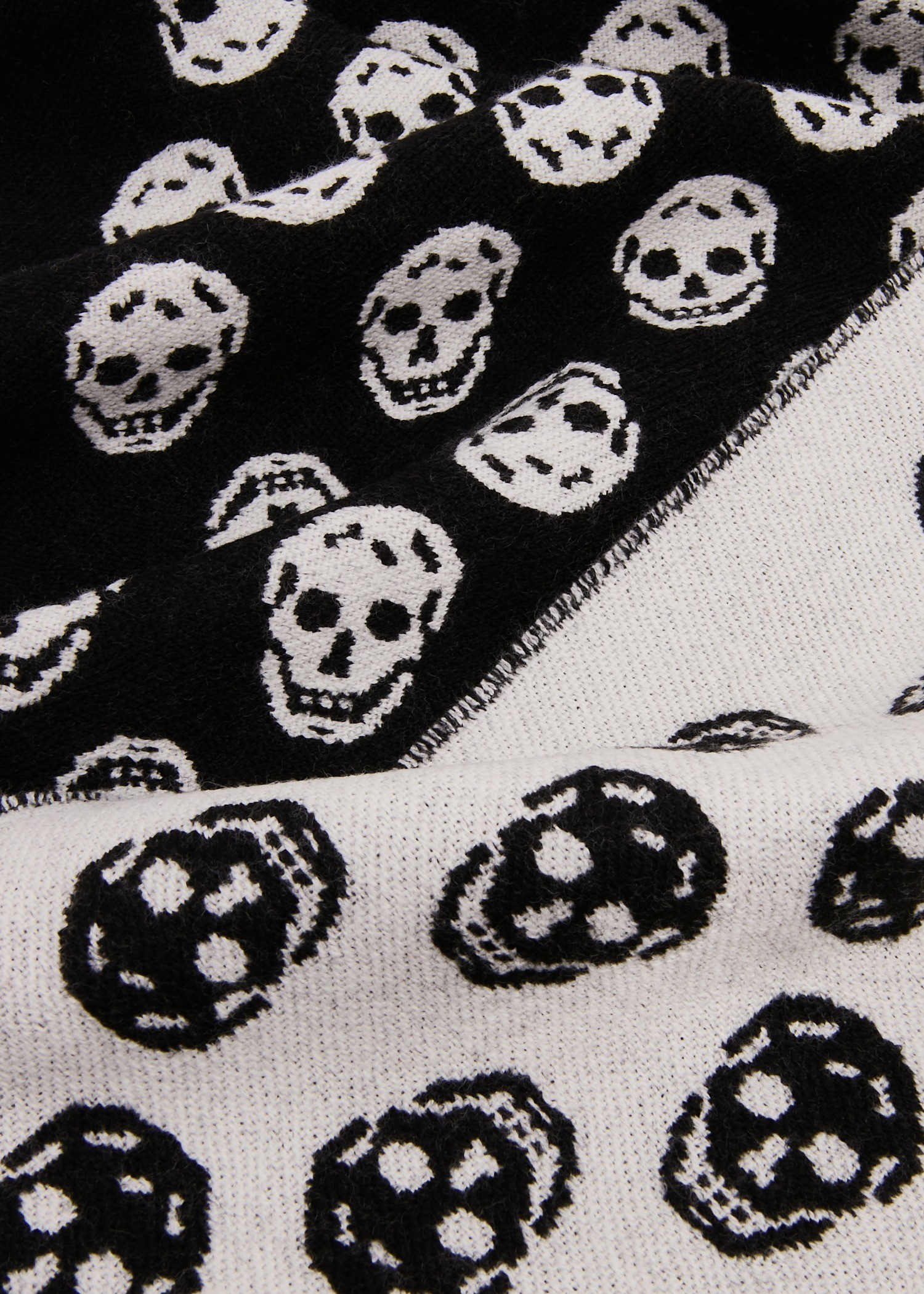 

Reversible skull jacquard-woven scarf, Black