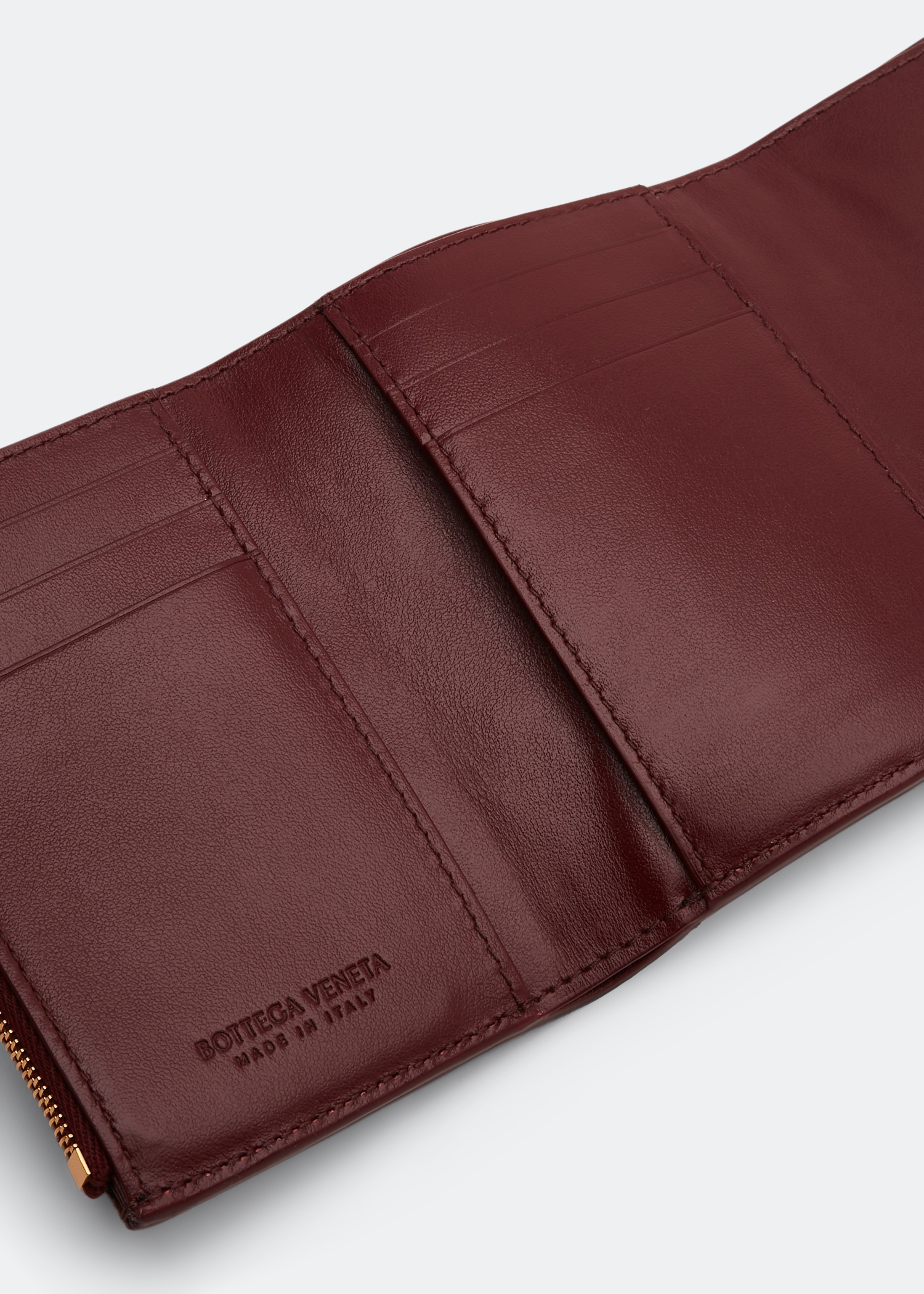 

Tri-fold zip wallet, Burgundy