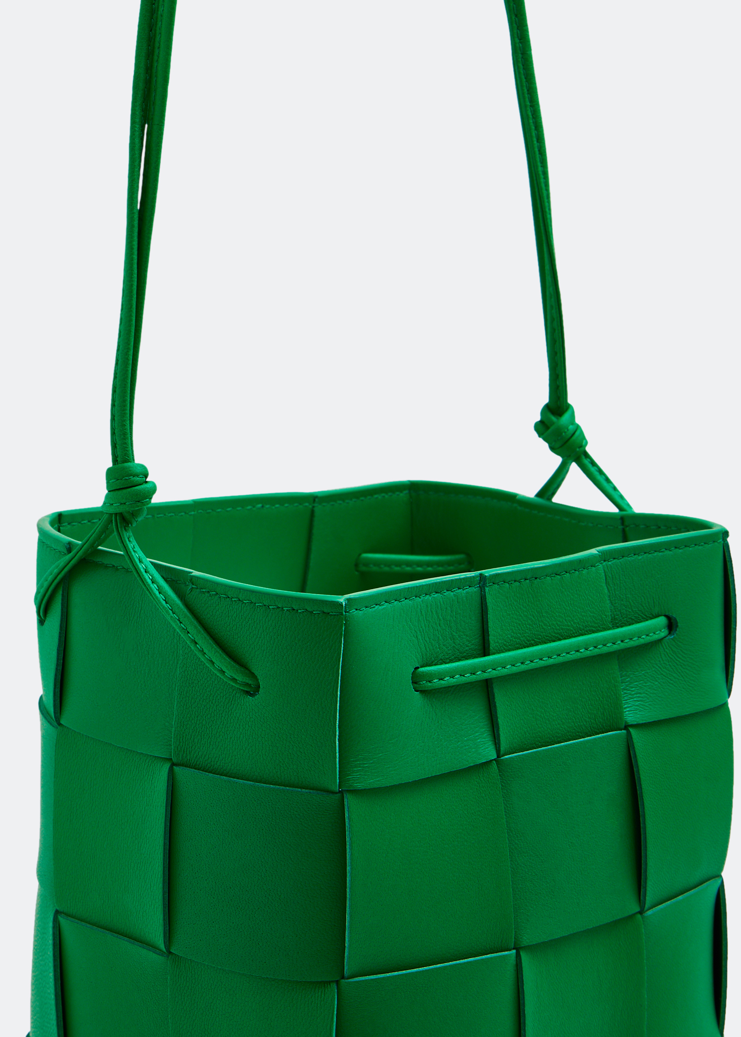 

Small Cassette bucket bag, Green