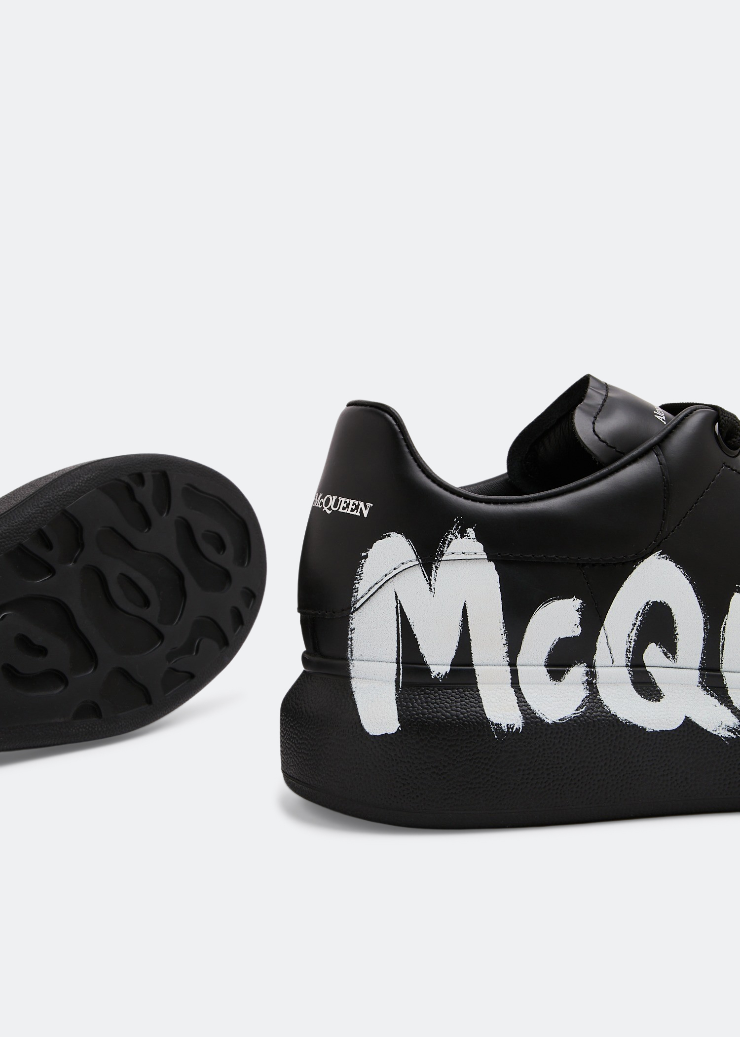 

Oversized sneakers, Black
