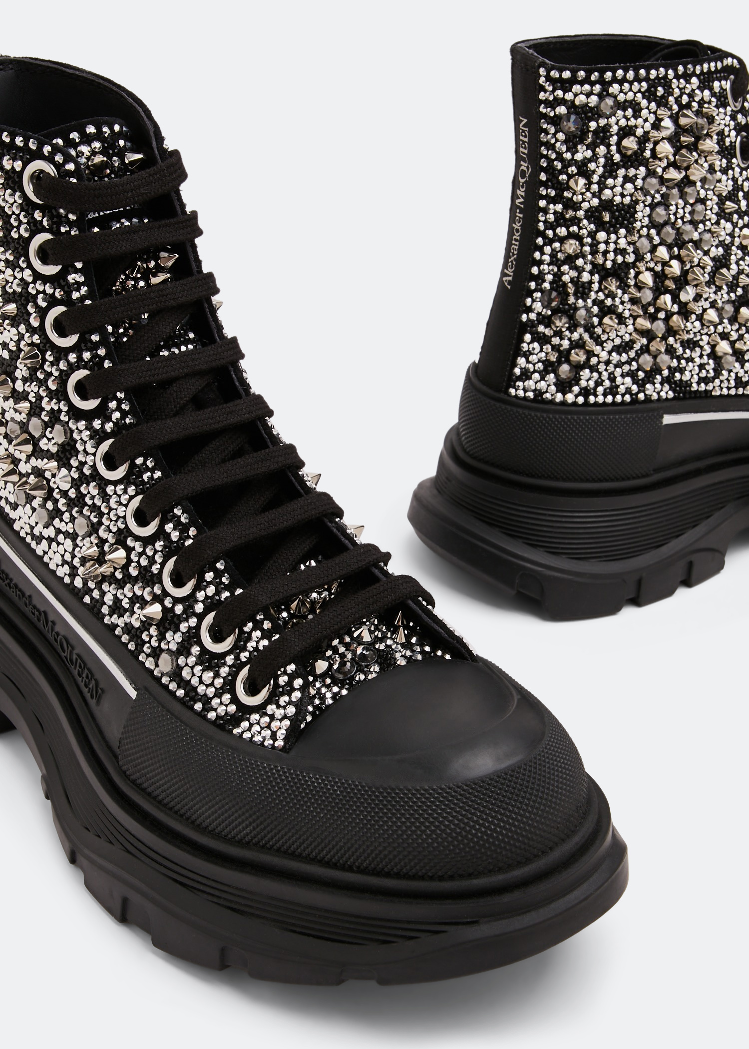 

Tread Slick boots, Black