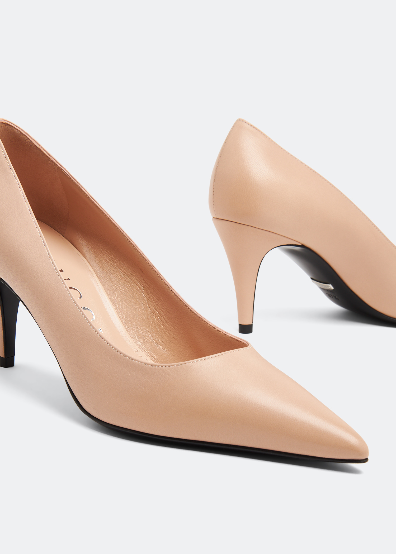 

Mid-heel pumps, Beige