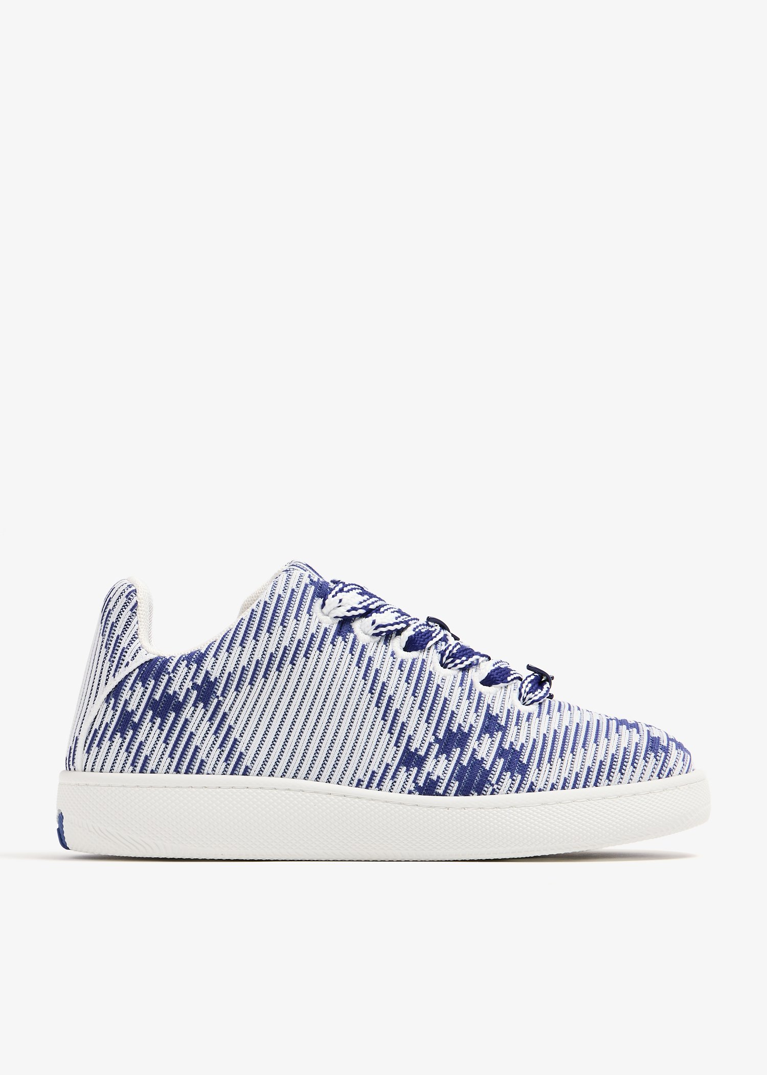 

Box sneakers, Prints