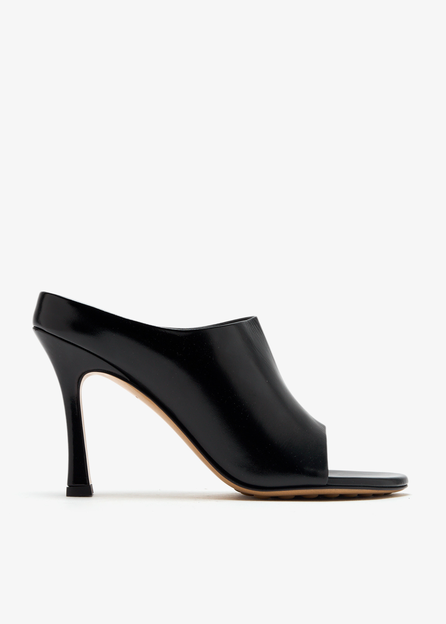 

Rana mules, Black