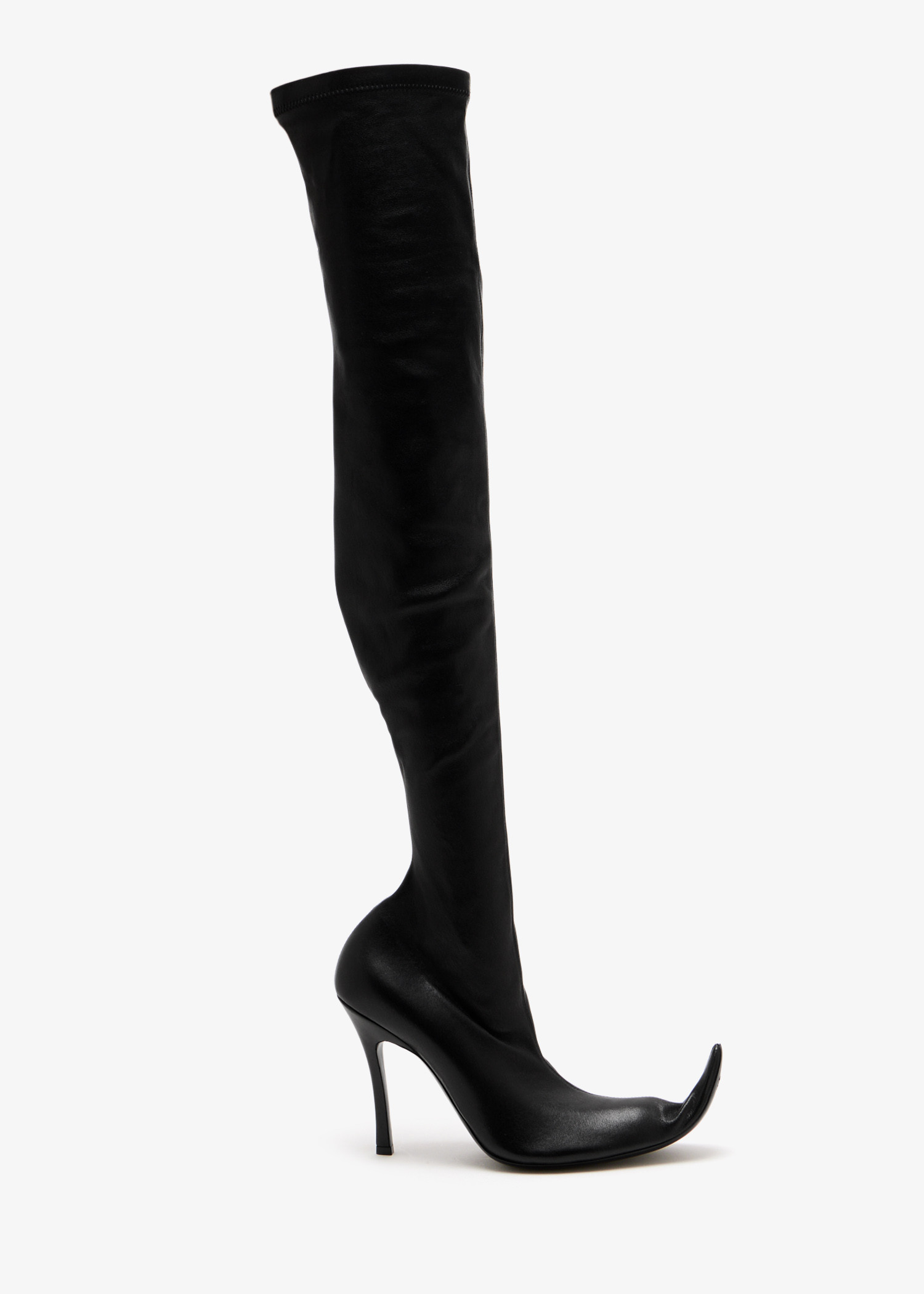 

Poulaine boots, Black